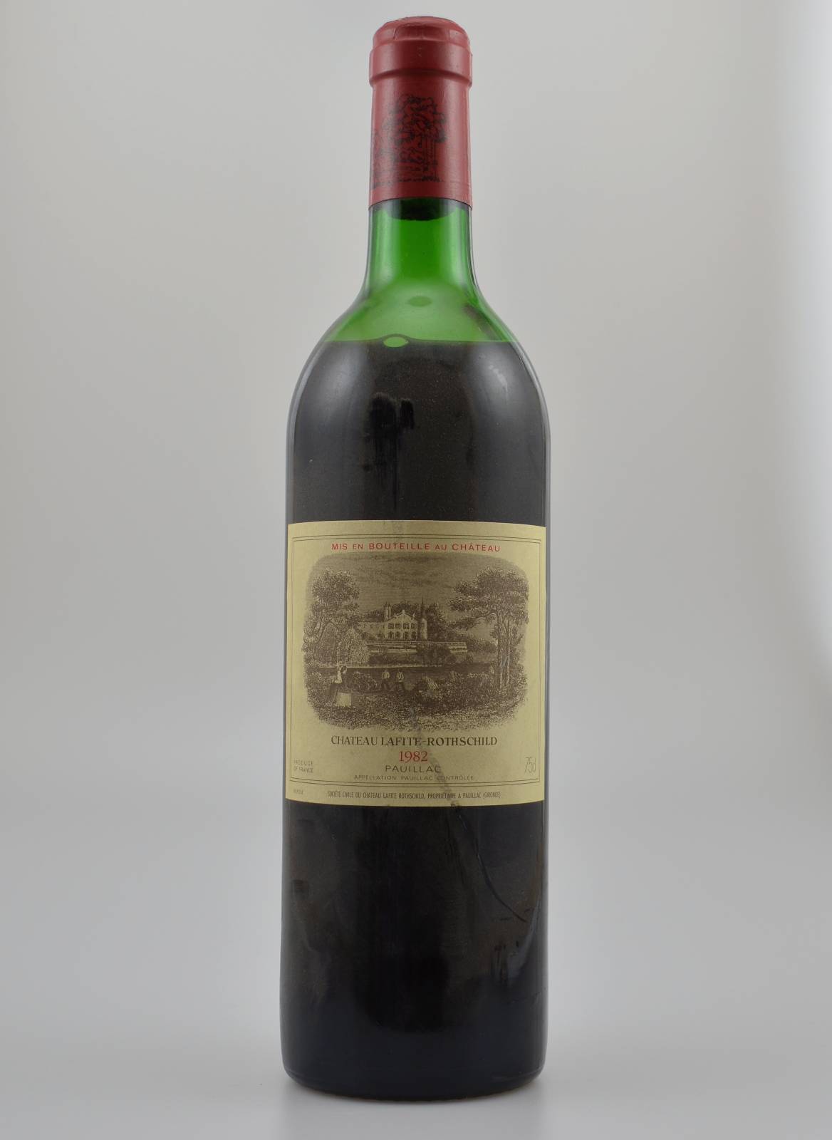 1 Flasche 1982 Chateau Lafite Rothschild, Pauillac, Premier Grand Cru Classe, ca. 75 cl, Füllstand: mid shoulder, Kapsel min. besch., unverkostet, ...