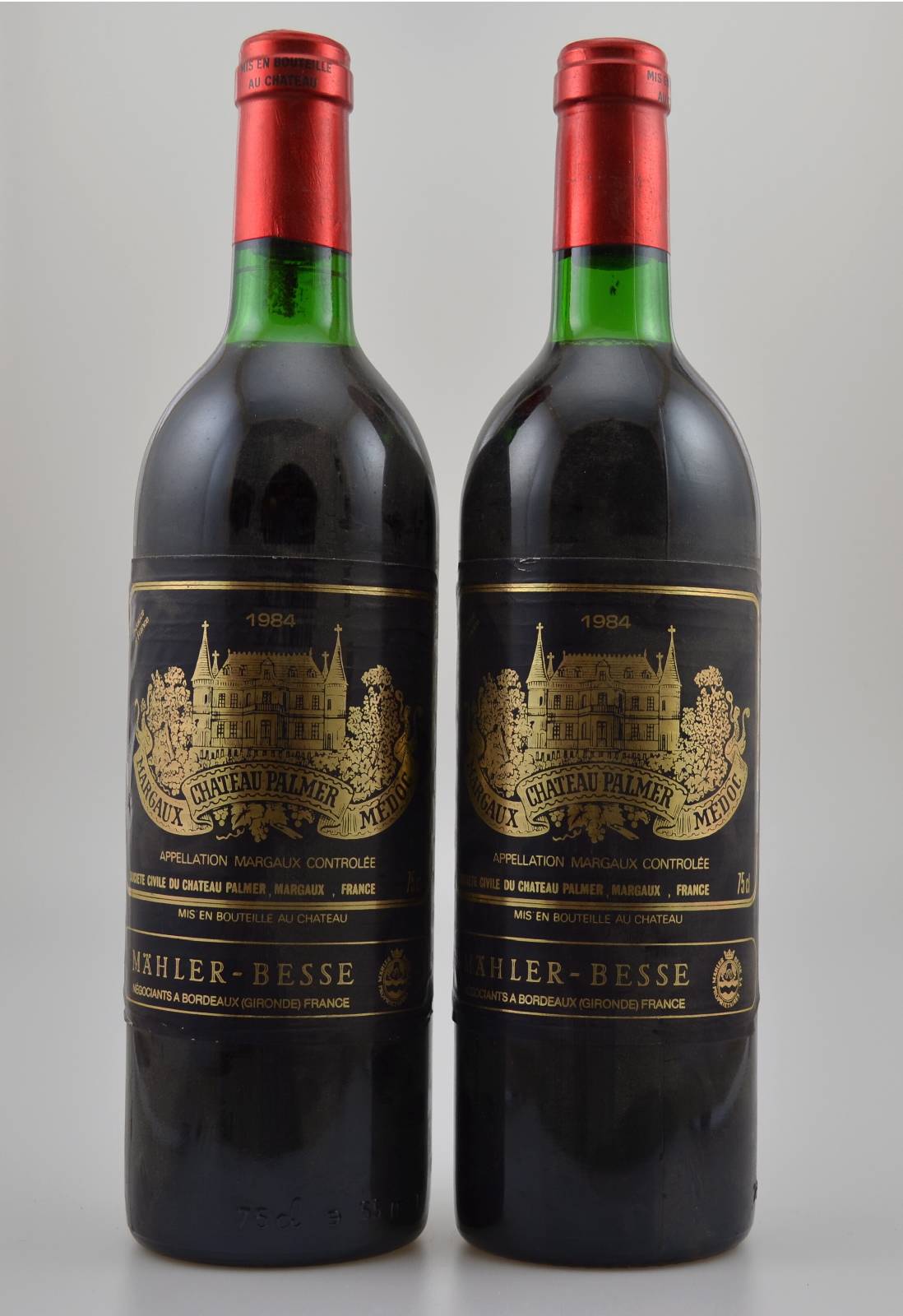2 Flaschen 1984 Chateau Palmer, Margaux, je ca. 75 cl, Füllstände: ca. top shoulder, unverkostet