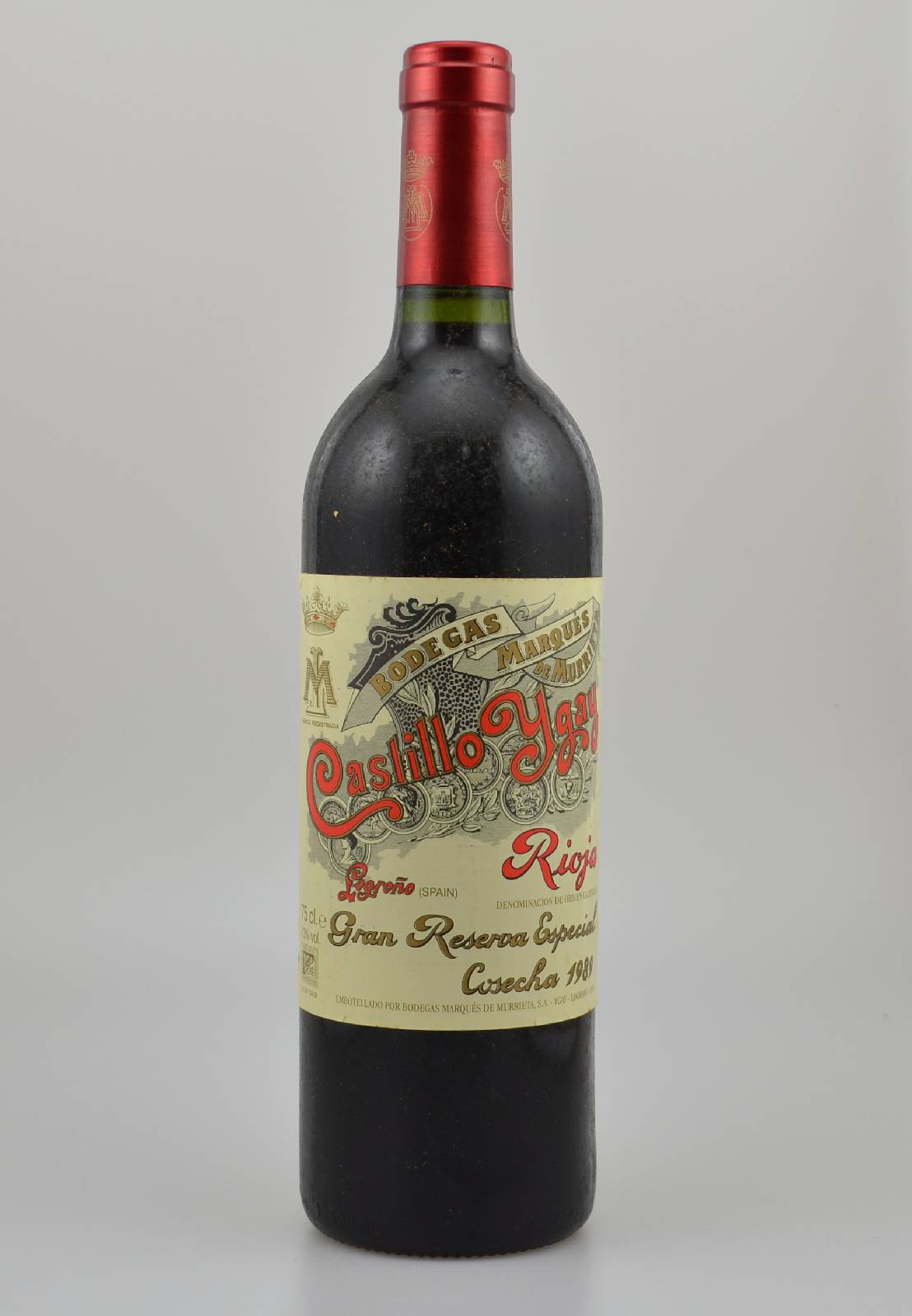 3 Flaschen 1989 Marques de Murrieta Castillo Ygay, Rioja, Gran Reserva Especial, je ca. 75 cl, 13 % Vol., Füllstände: je ca. into neck, unverkostet
