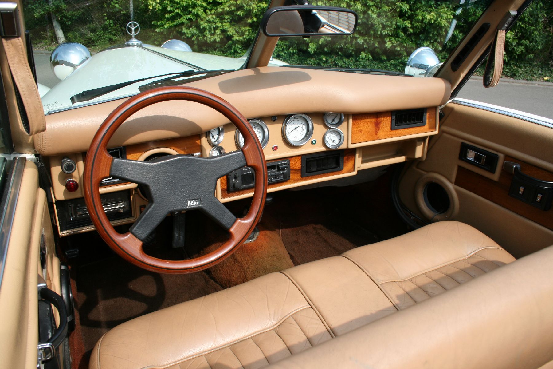 Detail e: ARA-Automotive INC. Heritage 500K Cabriolet, Fahrgestellnummer: CM00482, EZ 02/1992, 2. Hand laut Brief, Laufleistung ca. 19.148 miles abgelesen, 68 ...