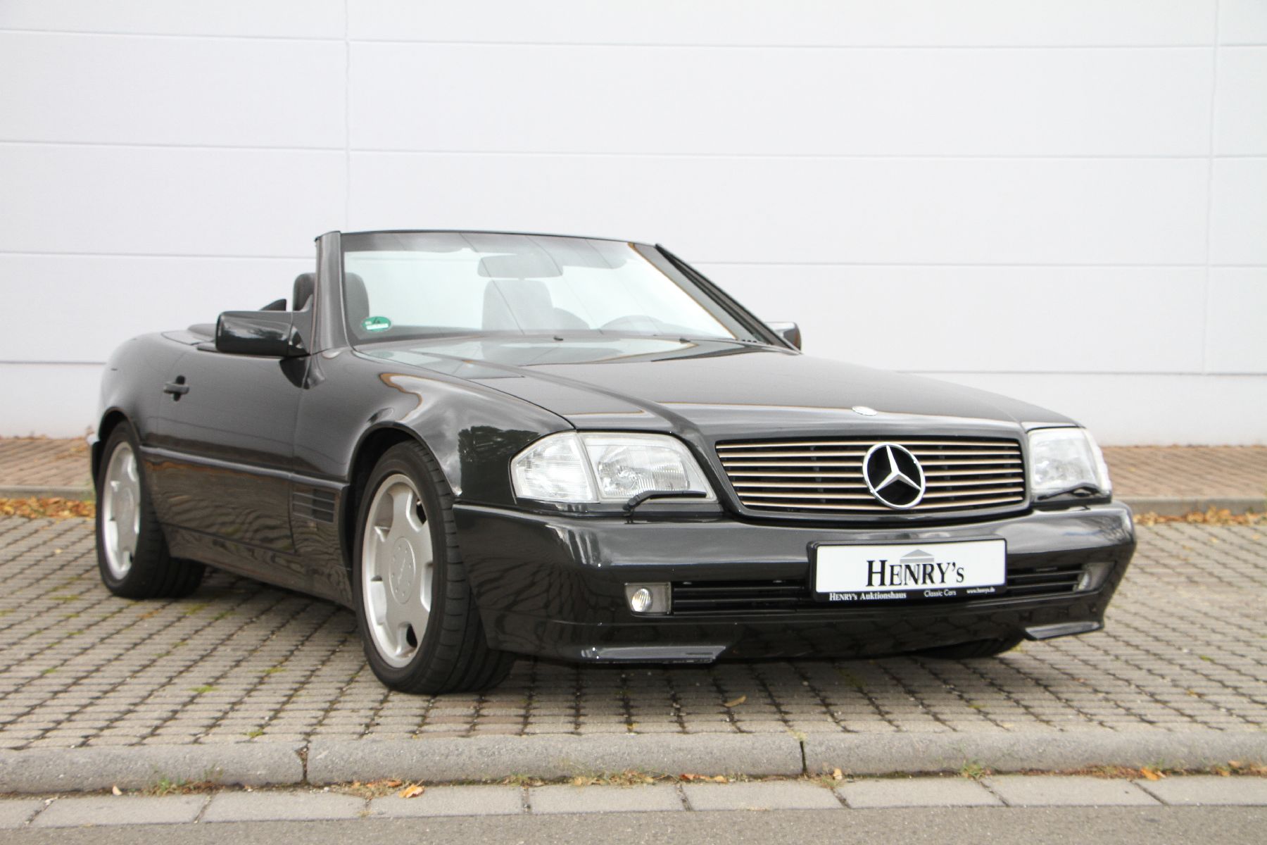Mercedes-Benz 500 SL R 129, Fahrgestellnummer: WDB1290661F017102, EZ 11/1990, 2. Hand in Deutschland, ca. 64.900 km abgelesen, HU 03/2020, 240 kW/ ...