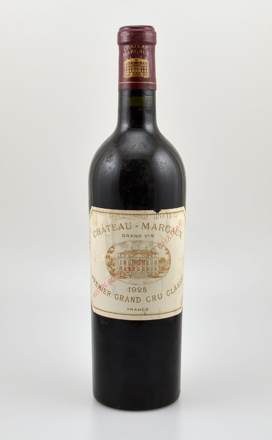 1 Flasche 1925 Chateau Margaux, Margaux, Premier Grand Cru Classe, Füllstand: into neck, Etikett beschmutzt bzw. besch., unverkostet, sehr selten ...