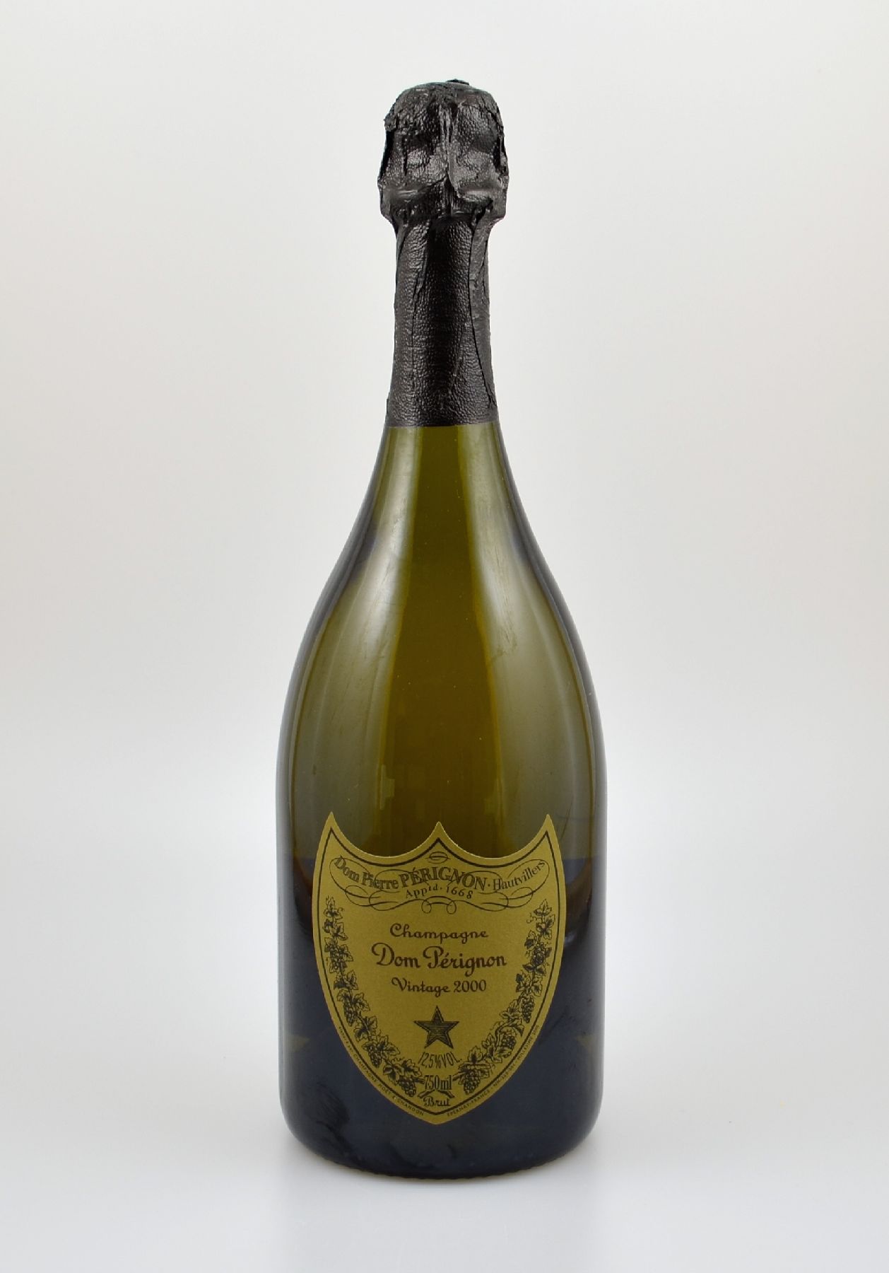 1 Flasche 2000er Dom Perignon Brut, 75 cl, 12,5 % Vol., Abstand zwischen Flaschenboden und Champagner: ca. 1 cm, sehr guter Erhaltungszustand, ...