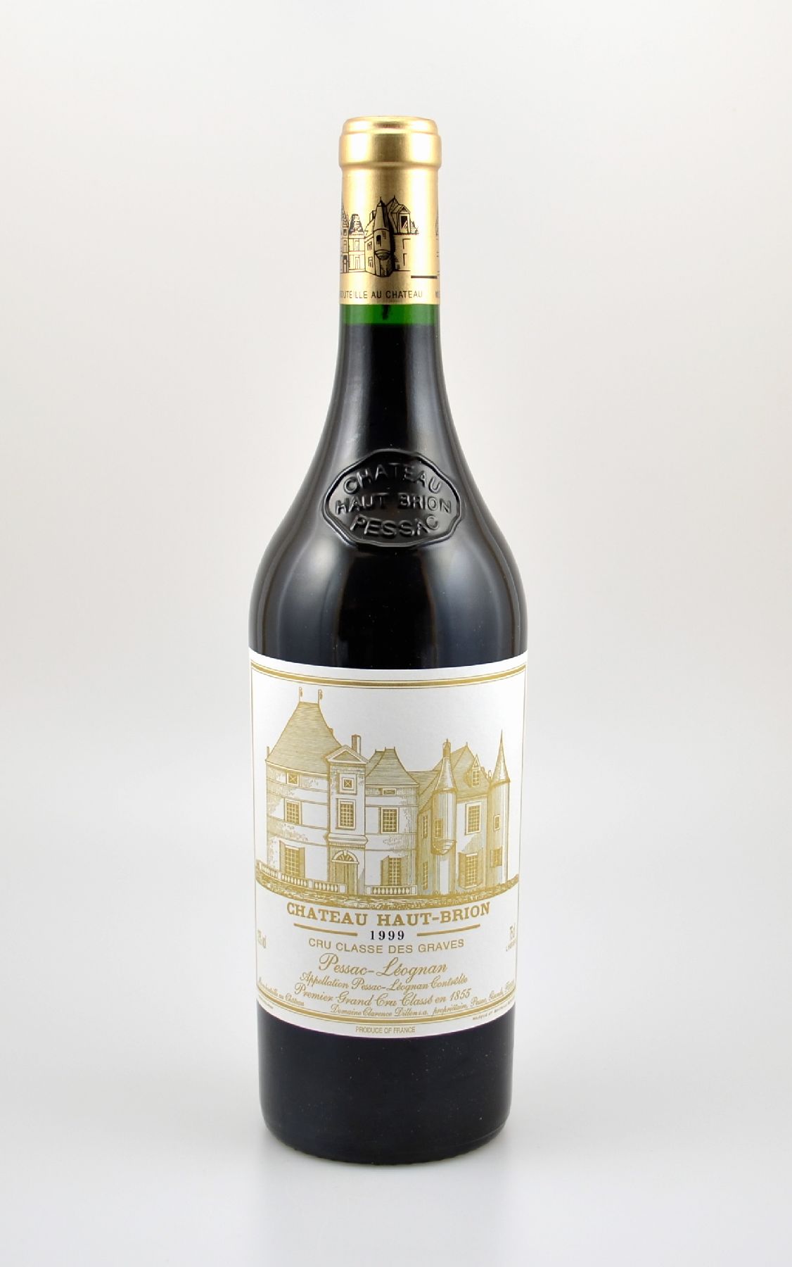 6 Flaschen 1999 Chateau Haut Brion, Pessac-Leognan, Premier Grand Cru Classe, je 75 cl, 13 % Vol., Abstand zwischen Kapsel und Wein: ca. 0,5 cm, ...