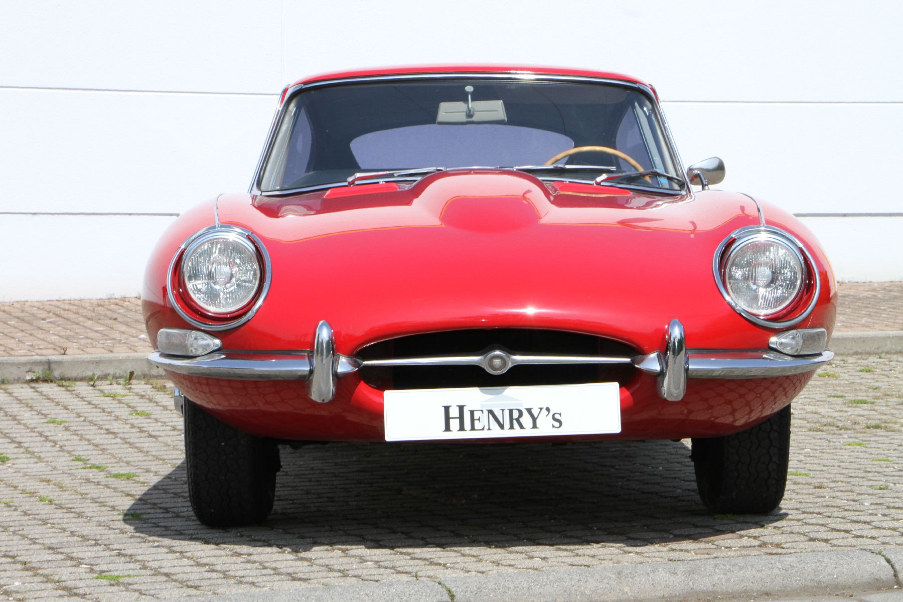 Jaguar E-Type Serie 1,5 Coupé, Fahrgestellnummer: 1E35148, EZ 07/1968, Fahrzeughalter unbekannt - 1 Eintrag im deutschen Brief, Laufleistung ca. ...
