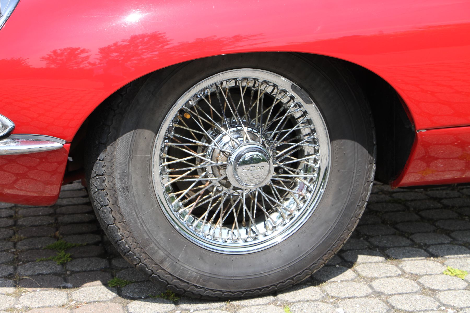 Detail g: Jaguar E-Type Serie 1,5 Coupé, Fahrgestellnummer: 1E35148, EZ 07/1968, Fahrzeughalter unbekannt - 1 Eintrag im deutschen Brief, Laufleistung ca. ...