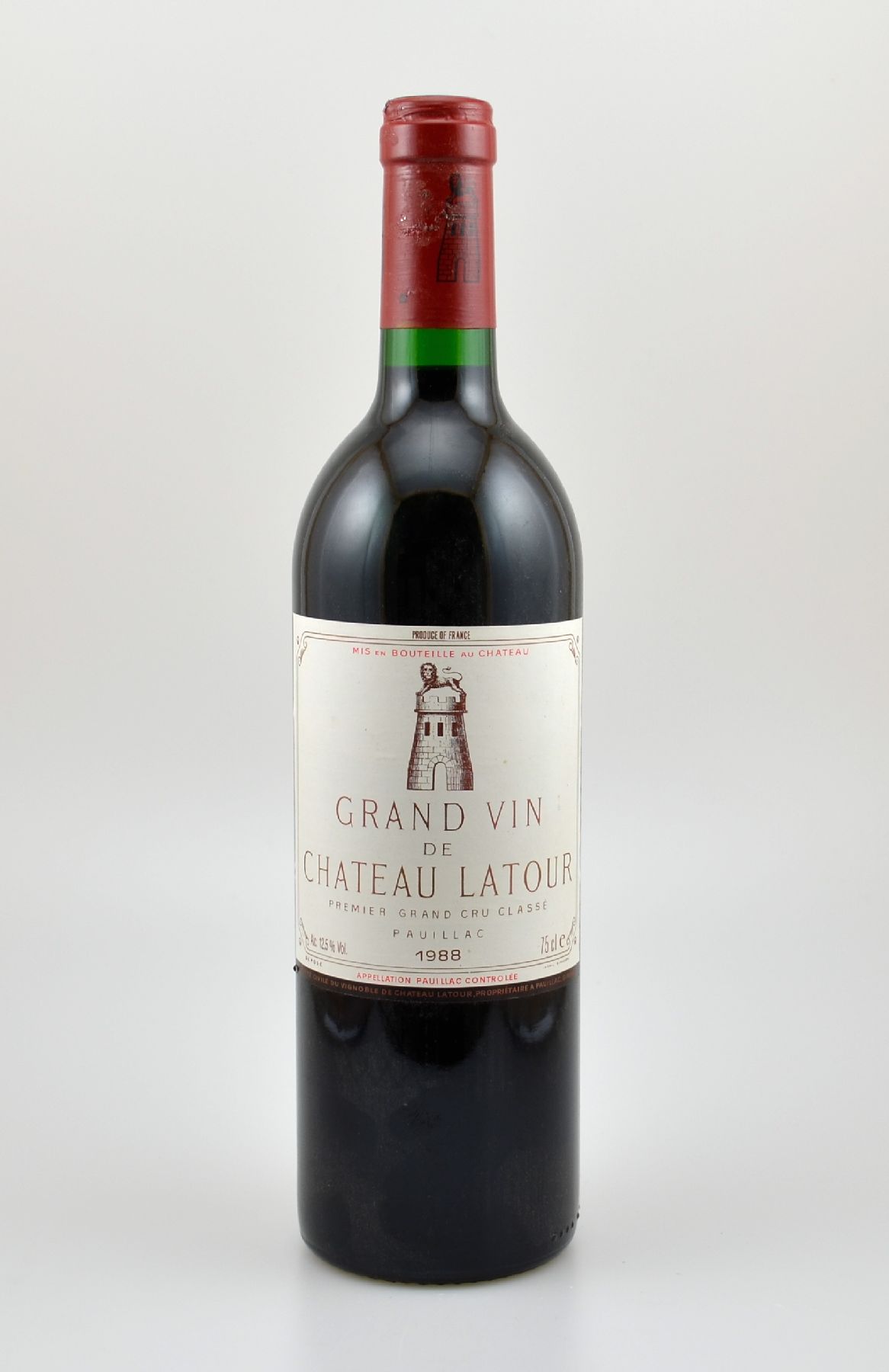 1 Flasche 1988 Chateau Latour, Pauillac, Premier Grand Cru Classe, ca. 75 cl, 12,5 % VOl., Füllstand: into neck, Kapsel min. besch., unverkostet, ...