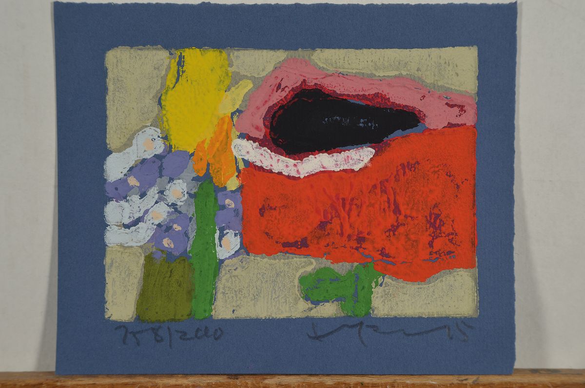 Detail k: Klaus Fußmann, geb. 1938, Mohn, Tulpe, Vergißmeinnicht, Farblinolschnitt auf blauem Papier, handsigniert, num. 158/200, ca.9x12cm