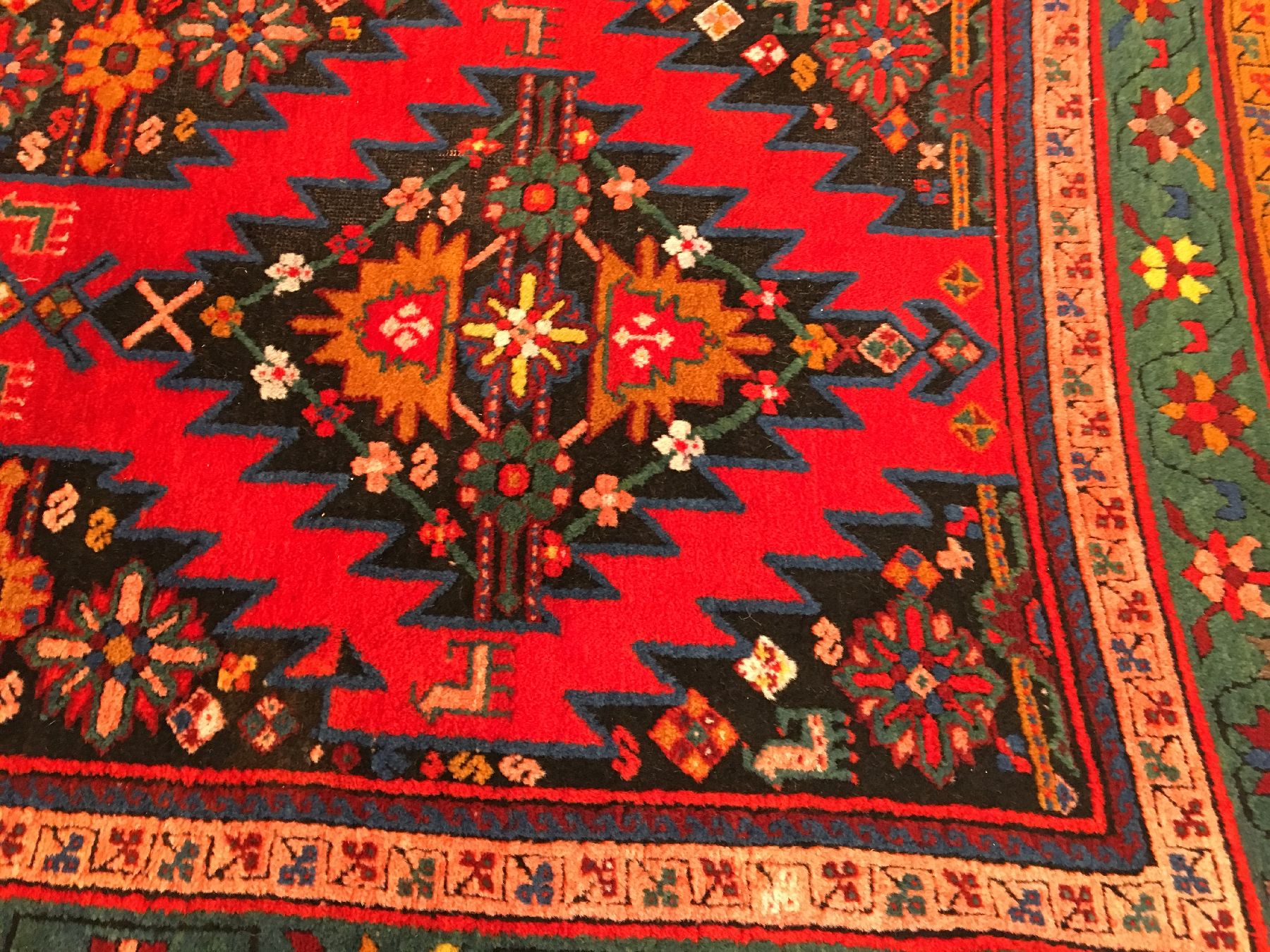 Detail f: Karabagh "Galerie" antik, Südkaukasus, um 1900, Wolle geknüpft auf Wolle. Klassische Karabagh Galerie mit ausdrucksstarken Farben. ...