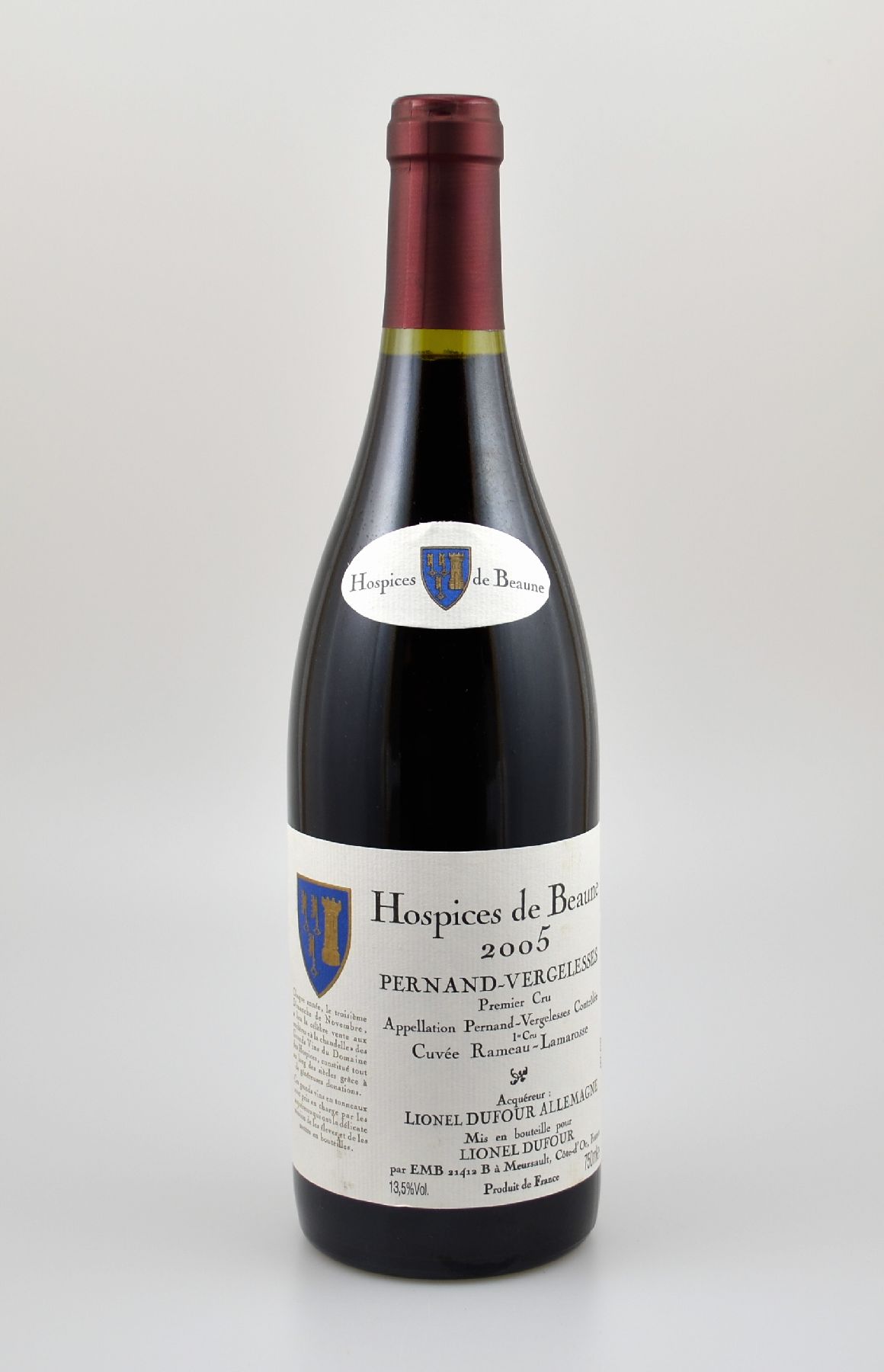 8 Flaschen 2005 Hospices de Beaune, Pernand-Vergelesses, 1er Cru, je ca. 75 cl, 13,5 % Vol., Füllstände: 7x high fill und 1x 0,5 cm Abstand ...