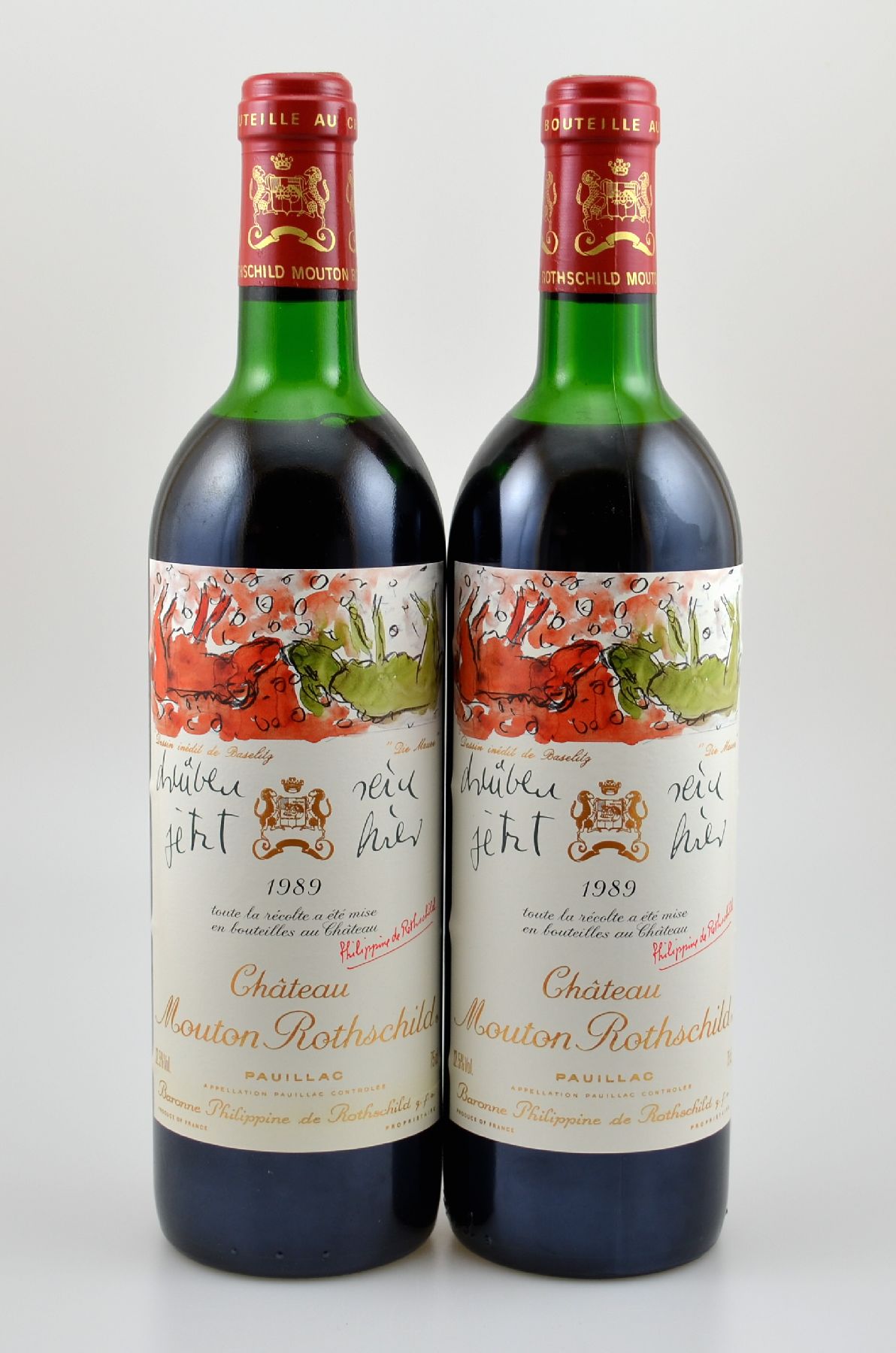 2 Flaschen 1989 Chateau Mouton Rothschild, Pauillac, Premier Grand Cru Classe, je ca. 75 cl, 12,5 % Vol., Füllstände: ca. upper mid shoulder, ...
