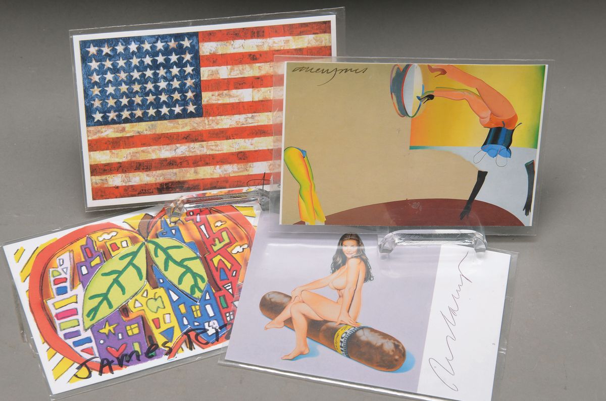Vier Multiples, Jasper Johns, Allen Jones, Mel Ramos und Rizzi, Postkarten, alle handsigniert, ca. 10.5 x 14.8 cm