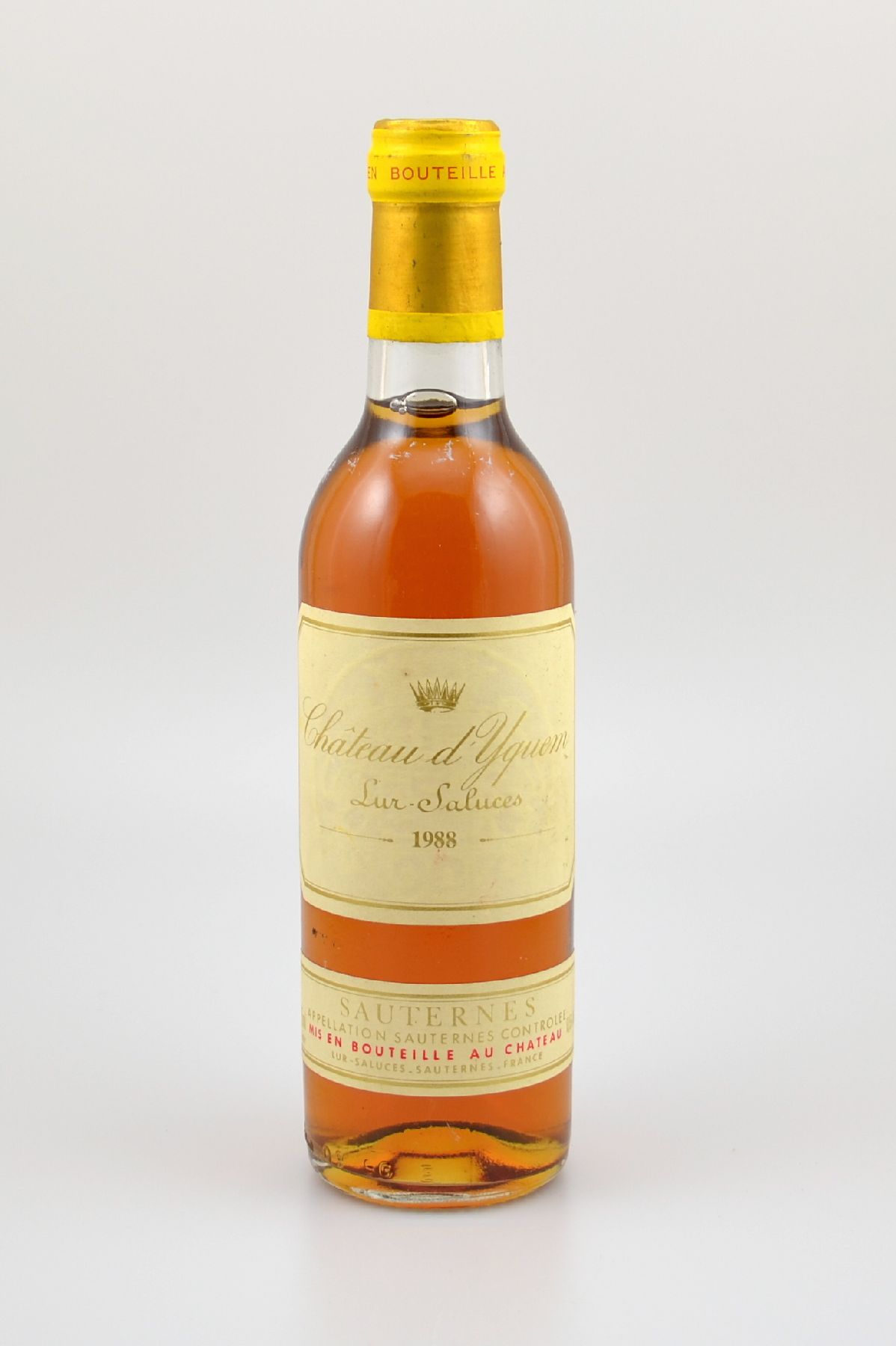1 Flasche 1988 Chateau d'Yquem, Sauternes, ca. 0,375 L, 13,5 % Vol., Füllstand: ca. into neck, sehr guter Erhaltungszustand, unverkostet, 96 ...