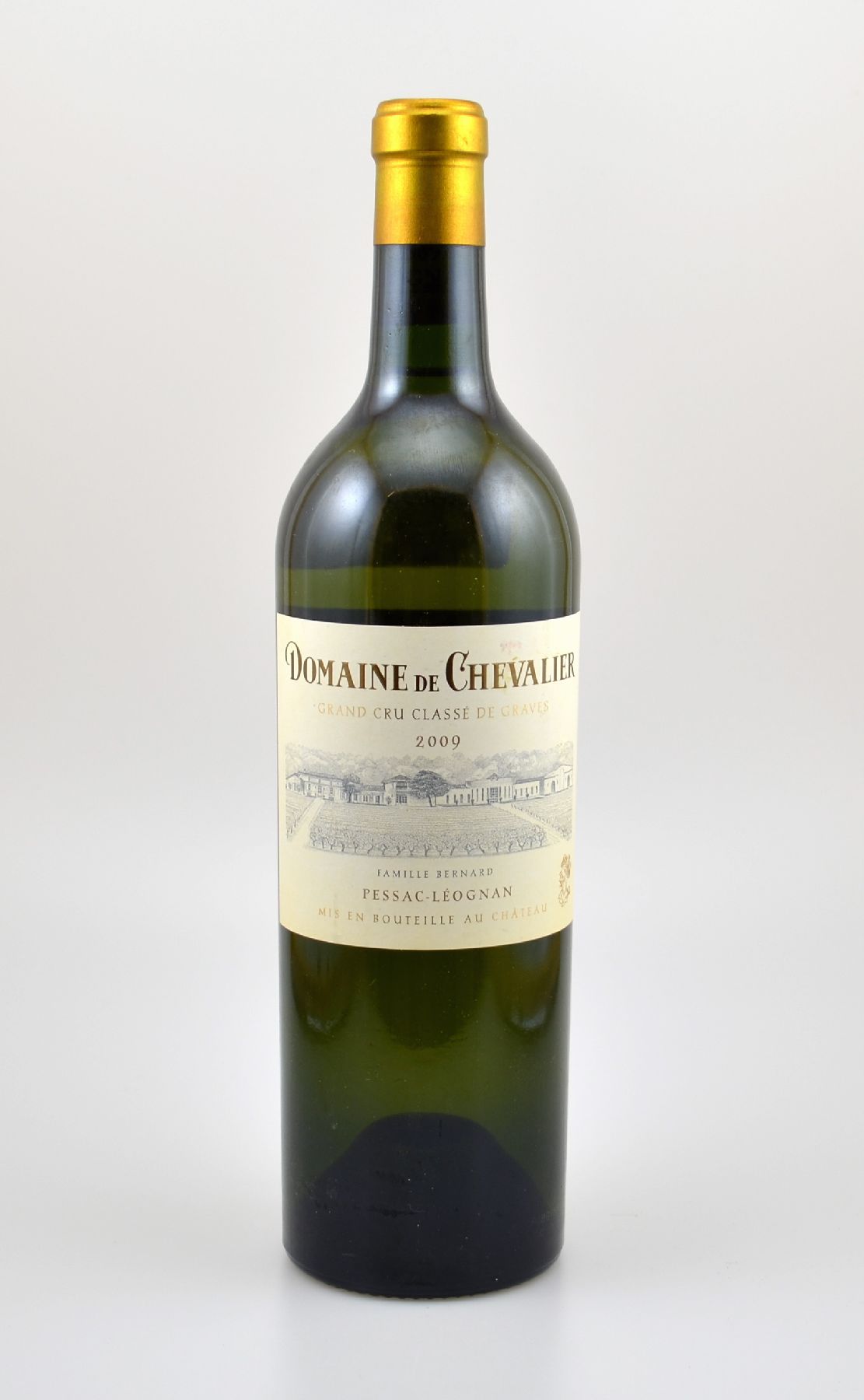 3 Flaschen 2009 Domaine de Chevalier, Pessac-Leognan, Grand Cru Clssse de Graves, je ca. 75 cl, 14 % Vol., Füllstände: je ca. into neck, sehr gute ...