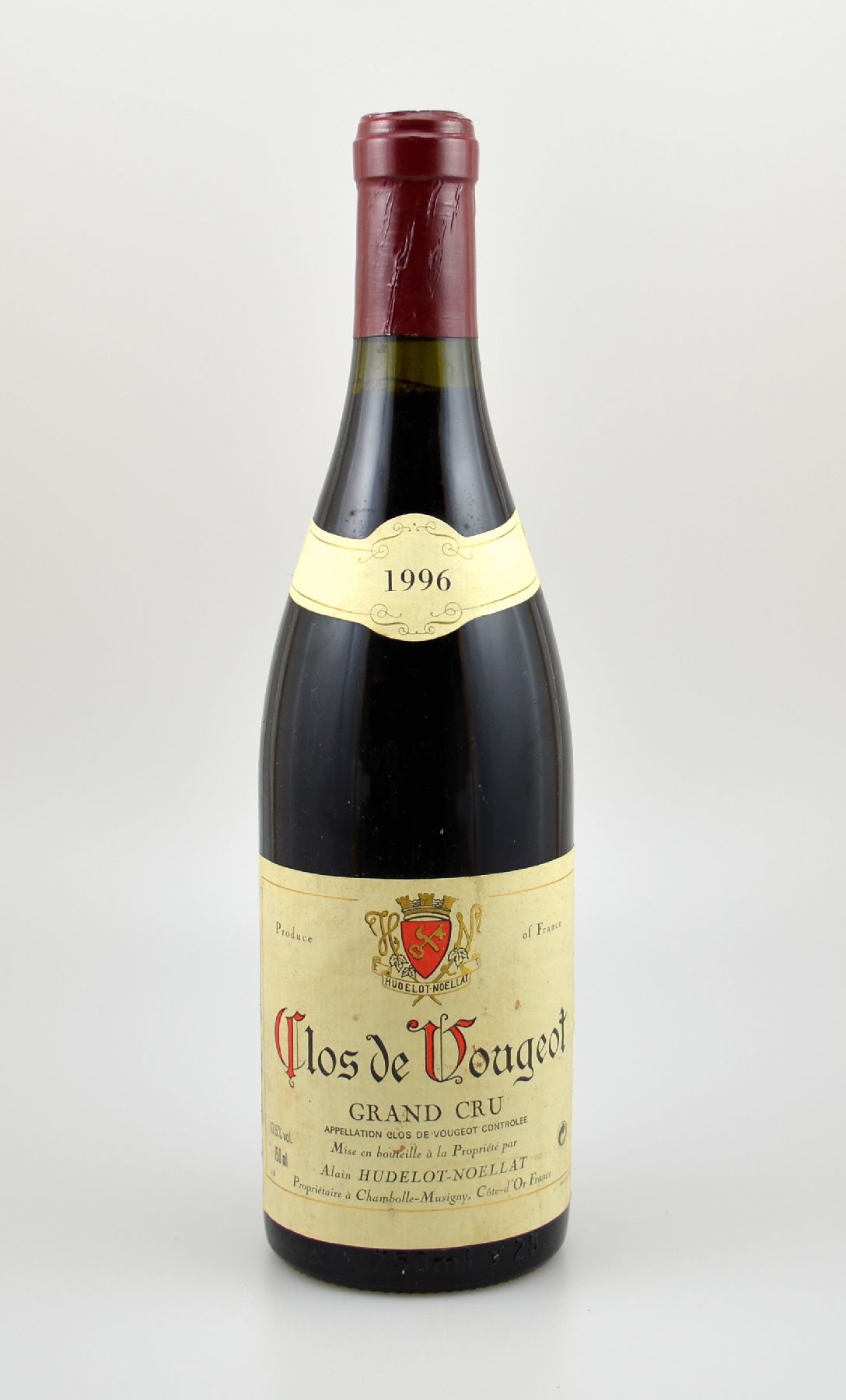 1 Flasche 1996 Alain Hudelot-Noellat Clos de Vougeot Grand Cru, ca. 75 cl, 13,5 % Vol., Abstand zwischen Kapsel und Wein: ca. 1 cm, unverkostet