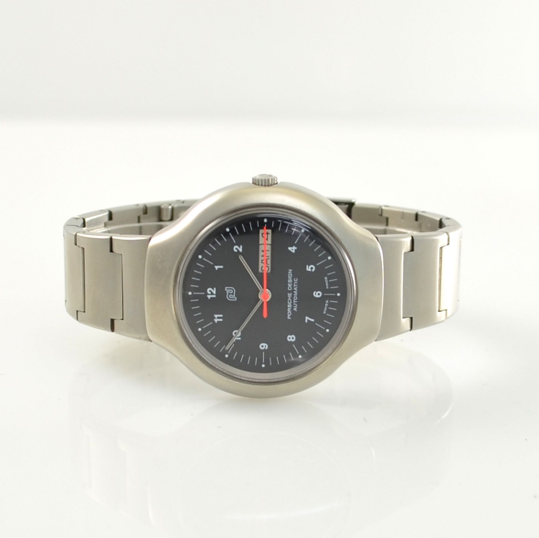 ORFINA Armbanduhr im Porsche Design, Automatik, Schweiz 1990er Jahre, matt. Edelstahlgeh. inkl. Gliederband, Boden verschr., schwarzes ...