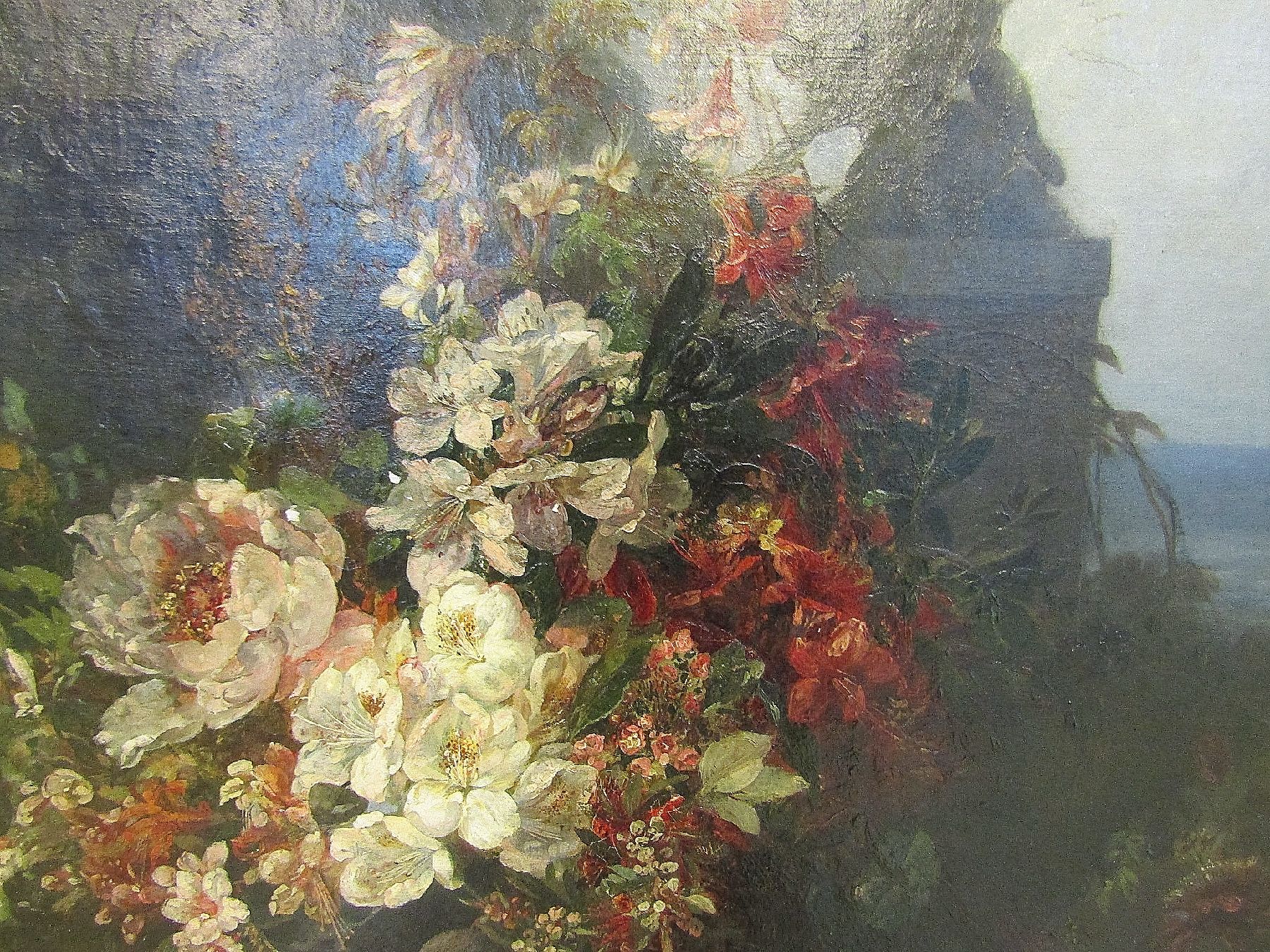 Detail c: E. Hantelmann, um 1880, Blumenstillleben, im Hintergrund Skulptur, Öl/Lwd, rechts unten signiert und datiert 1880, ca. 75x60cm/89x75cm/ Prunkrahmen