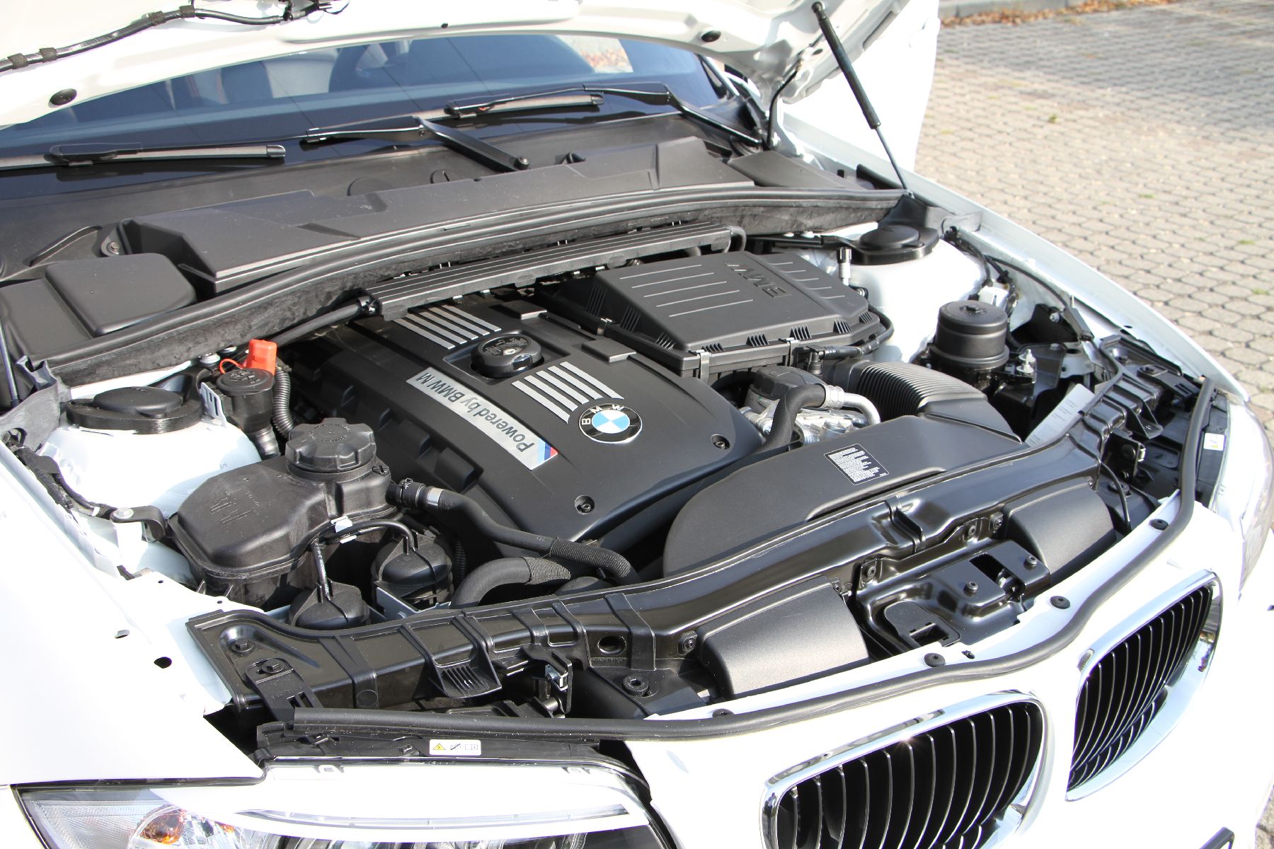 Detail g: BMW 1er M Coupé, Fahrgestellnummer: WBSUR91080VS64394, EZ 03/2012, deutsches Fahrzeug aus 1. Hand, Laufleistung ca. 37.320 km, HU 03/2019, 250 kW/ ...