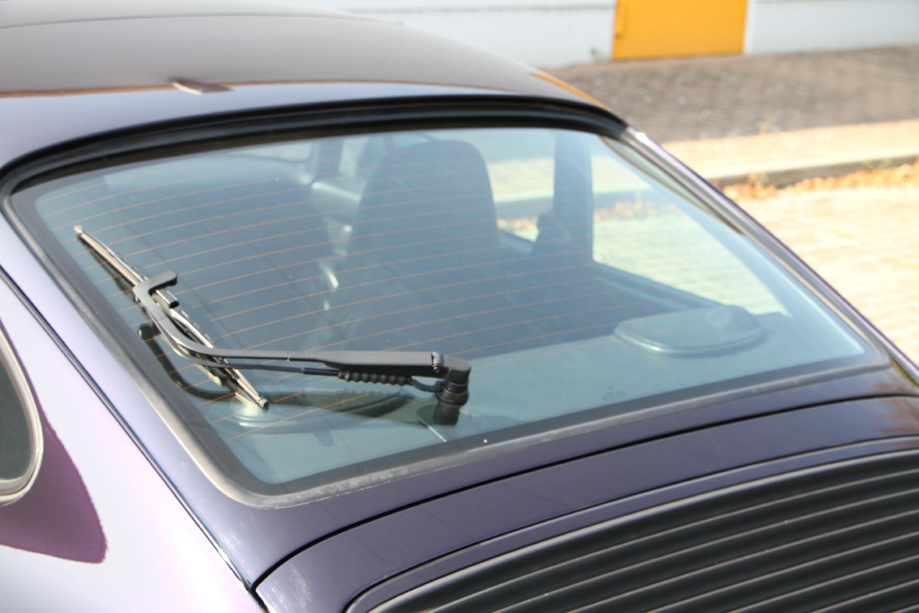 Detail e: Porsche Carrera 911/993 Coupé, Fahrgestellnummer: WPOZZZ99ZRS315553, EZ 05/1994, deutsches Fahrzeug aus 1. Hand, Laufleistung 59.580 km, 200 kW/ 272 ...