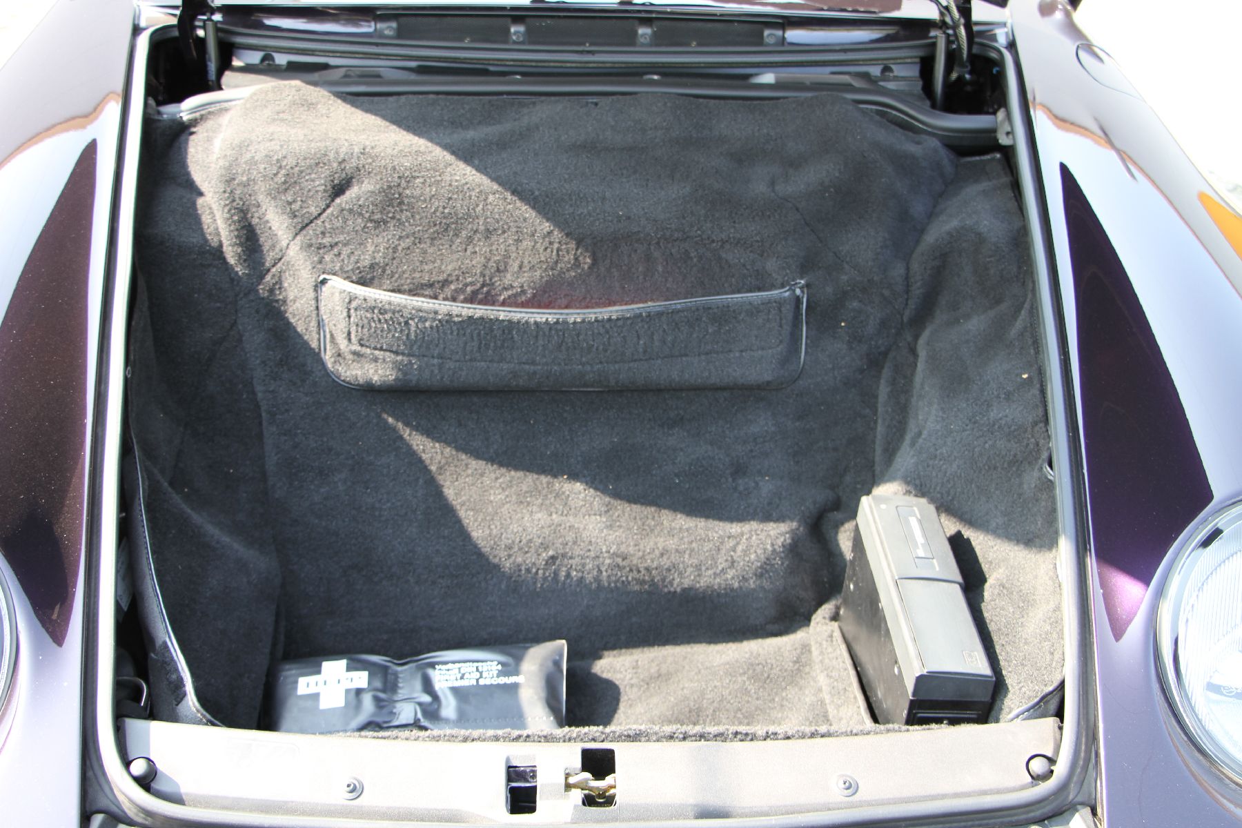 Detail f: Porsche Carrera 911/993 Coupé, Fahrgestellnummer: WPOZZZ99ZRS315553, EZ 05/1994, deutsches Fahrzeug aus 1. Hand, Laufleistung 59.580 km, 200 kW/ 272 ...