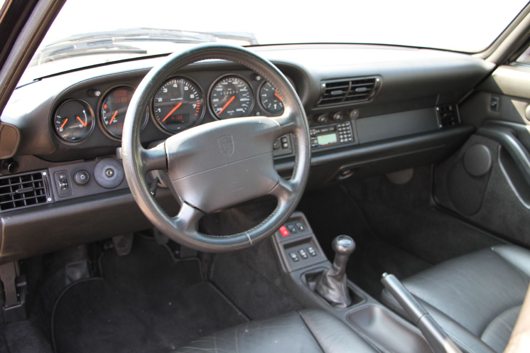 Detail i: Porsche Carrera 911/993 Coupé, Fahrgestellnummer: WPOZZZ99ZRS315553, EZ 05/1994, deutsches Fahrzeug aus 1. Hand, Laufleistung 59.580 km, 200 kW/ 272 ...