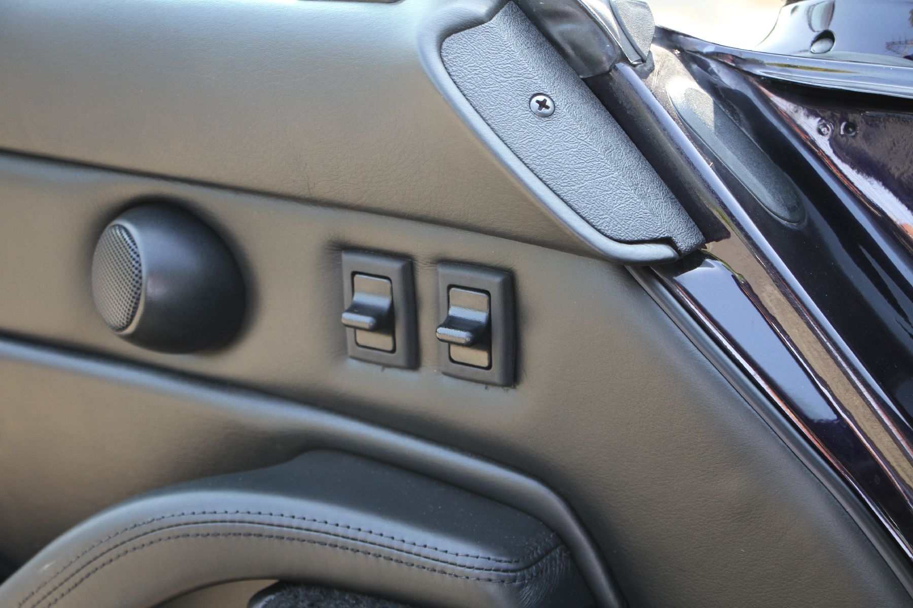 Detail k: Porsche Carrera 911/993 Coupé, Fahrgestellnummer: WPOZZZ99ZRS315553, EZ 05/1994, deutsches Fahrzeug aus 1. Hand, Laufleistung 59.580 km, 200 kW/ 272 ...