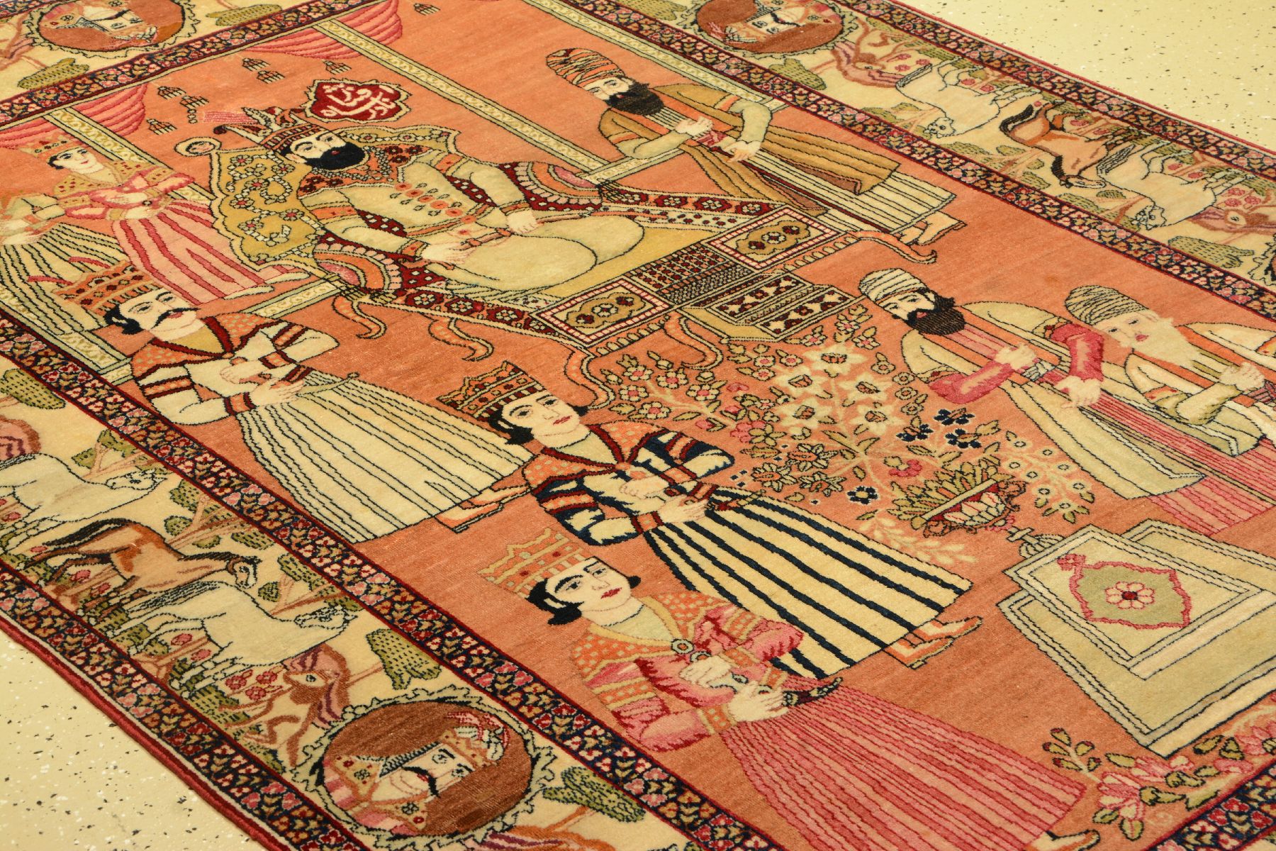 Detail a: Kerman "Ravar" Bildteppich antik (Nader Schah Afshar), Südpersien, Ende 19.Jhd., Korkwolle geknüpft auf Baumwolle. Feiner Bildteppich ...