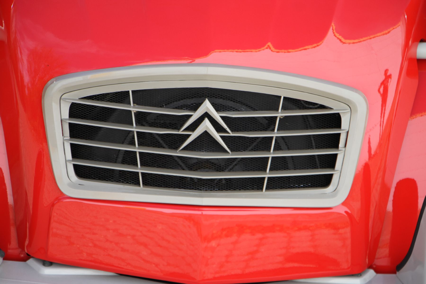 Detail n: Citroen 2 CV6 Club, Fahrgestellnummer: VF7AZKA00KA375542, EZ 10/1990, 1. Hand, Laufleistung 145 km original, HU 10/2019 bei 83 km, 20 kW/ 27 PS, ...