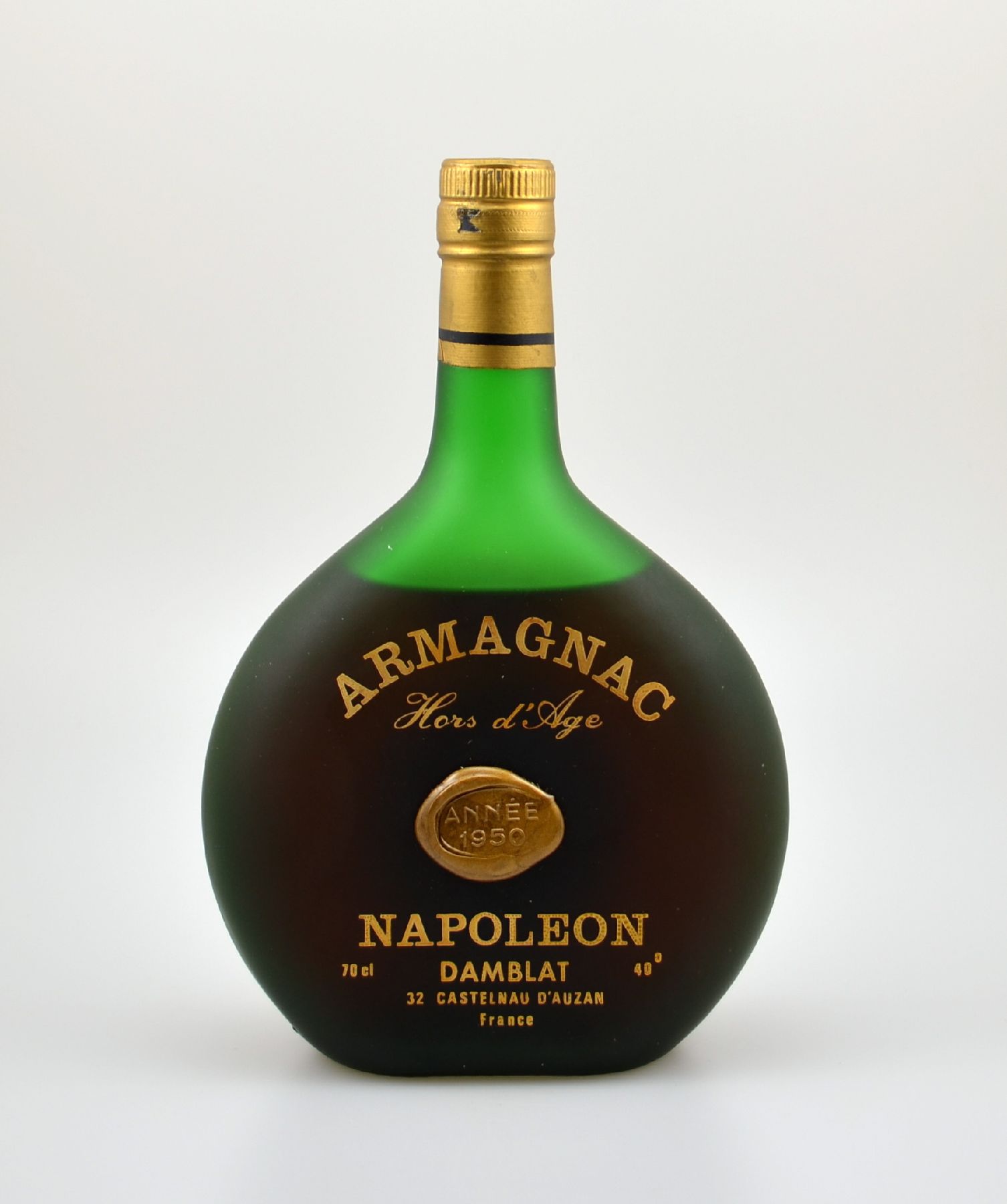 1 Flasche 1950 Armagnac, Hors d' Age, Napoleon Damblat, ca. 70 cl, 40 % Vol., Abstand zwischen Kapsel und Armagnac: ca. 4,5 cm, guter ...