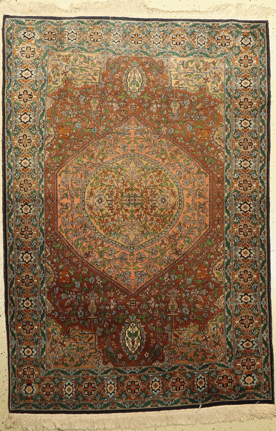 Lahor alt, Indien, ca. 40 Jahre, Wolle auf Baumwolle, ca. 189 x 126 cm, EHZ: 3