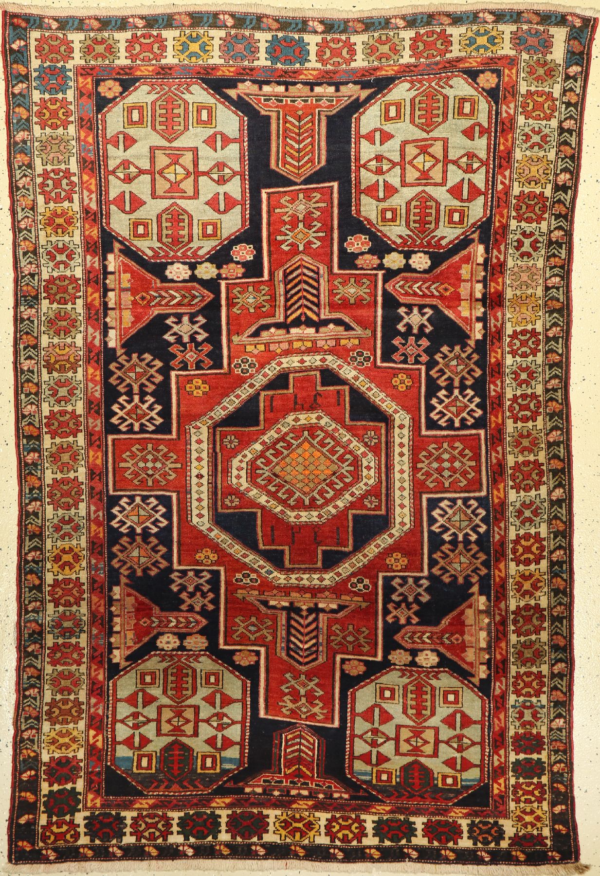 Schirwan Konagkend alt, Kaukasus, datiert 1941 Jahre, Wolle auf Wolle, ca. 204 x 134 cm,EHZ: 2-3