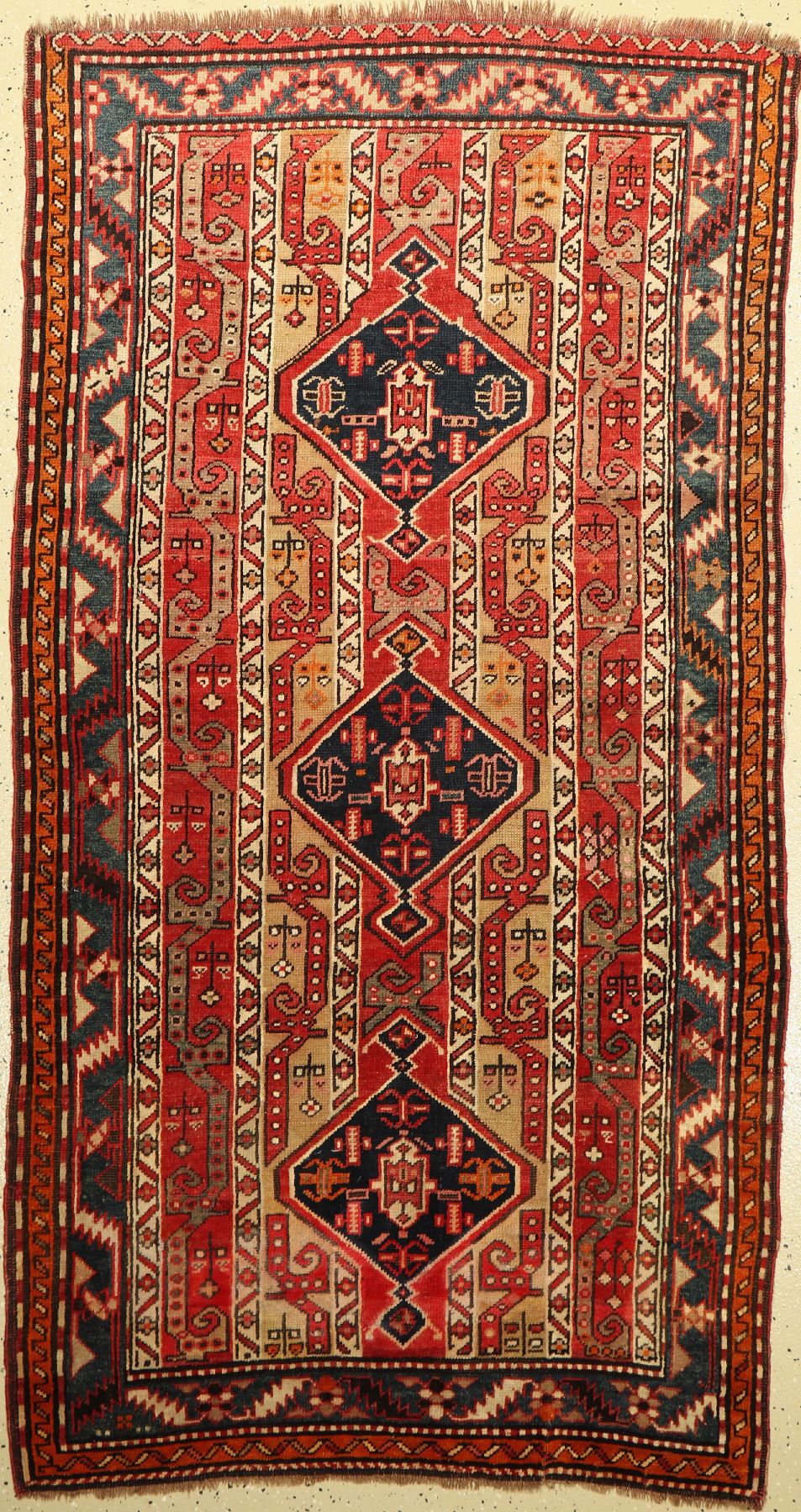 Karabagh alt, Kaukasus, um 1940, Wolle auf Wolle, ca. 197 x 104 cm, EHZ: 3