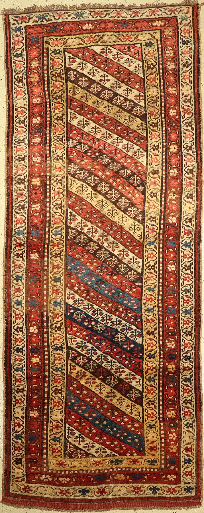 Kurdische "Galerie" alt, Persien, um 1930, Wolle auf Wolle, ca. 291 x 116 cm, EHZ: 3