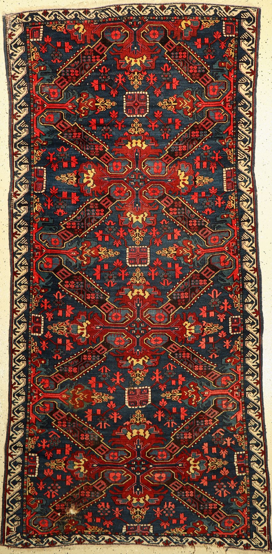 Seichur antik, Kaukasus, um 1890/1900, Wolle auf Wolle, ca. 242 x 111 cm, EHZ: 4 (einLoch)