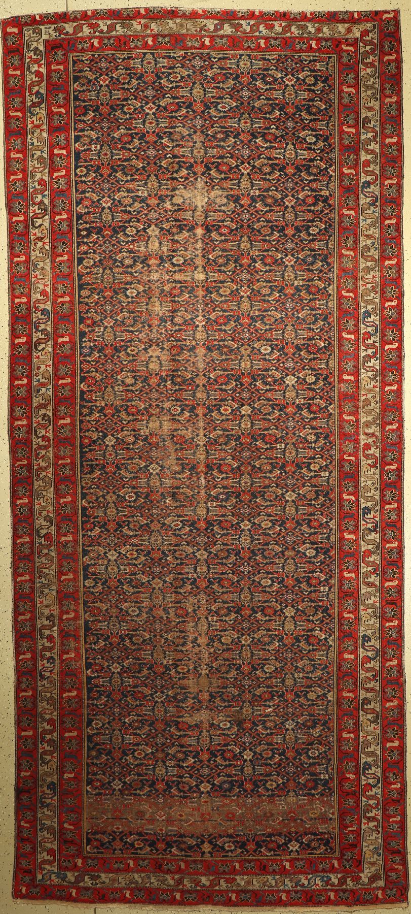 Malayer Kelly antik, Persien, um 1900, Wolle auf Baumwolle, ca. 400 x 180 cm, EHZ: 3