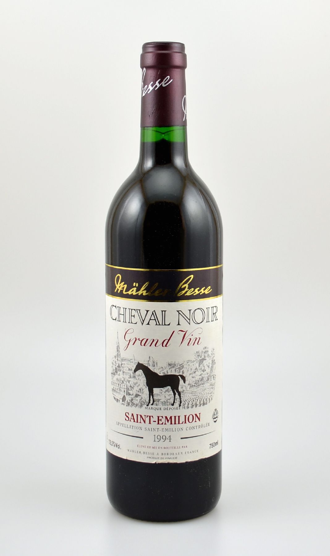 7 Flaschen 1994 Cheval Noir Grand Vin, Saint-Emilion, je ca. 75 cl, 12,5 % Vol., Füllstände: je ca. into neck, gute Erhaltungszustände, unverkostet