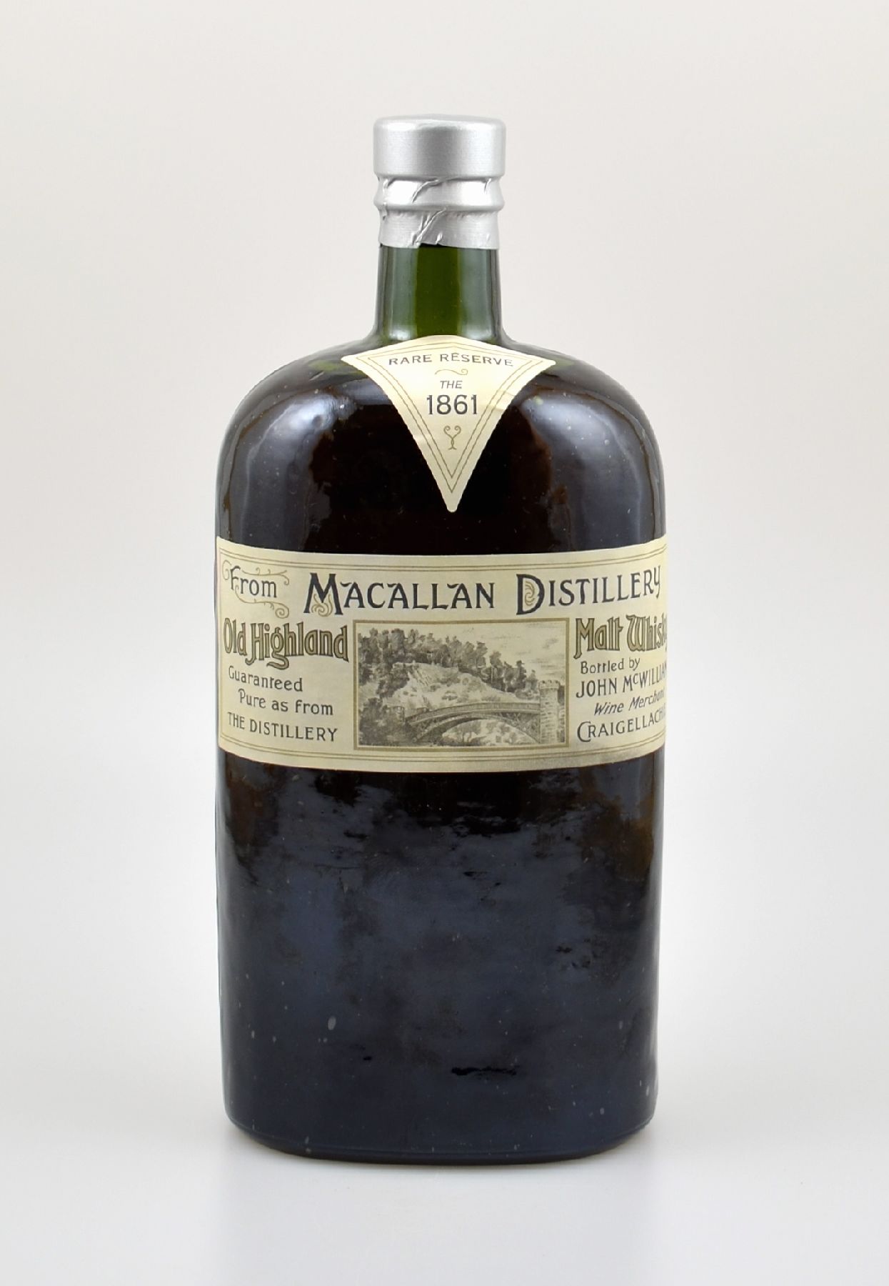 1 Flasche 1861 Macallan Replica, ca. 70 cl, 42,7 Vol., die Macallan Replica Abfüllung wurde im Jahr 2002 veröffentlicht und wurde dem Stil von ...