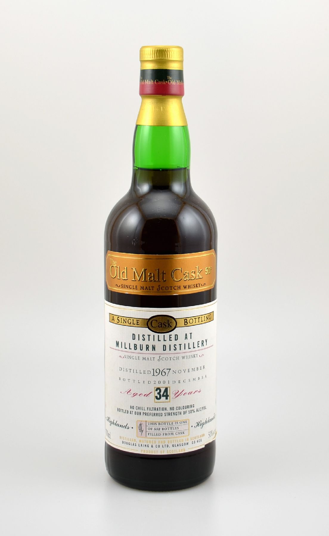 1 Flasche 1967 Single Malt Scotch Whisky, Highlands, ca. 70 cl, 50 % Vol., distilled at Millburn Distillery, 34 Years Old, im Jahr 2001 in die ...