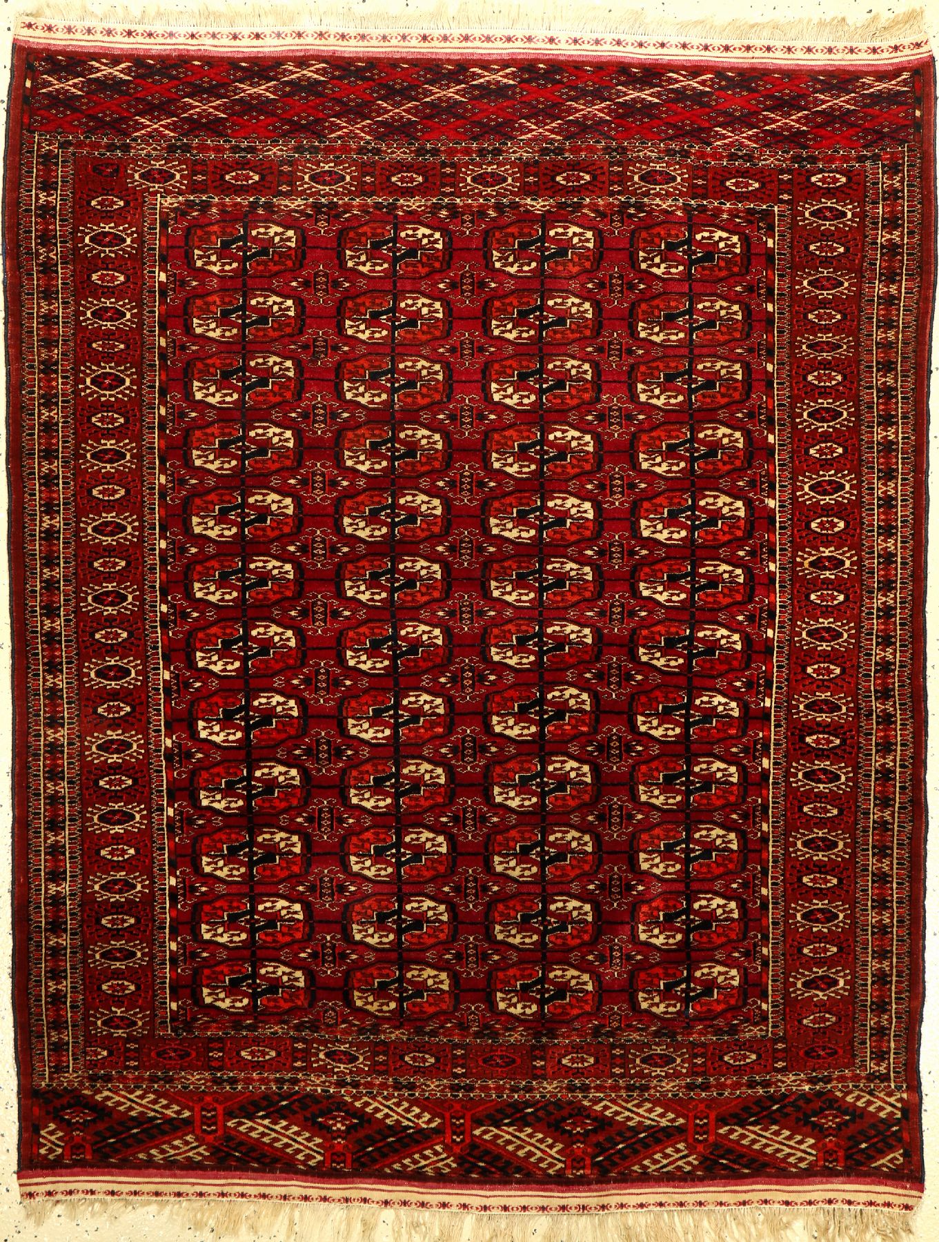 Tekke "Herdteppich" antik, Turkmenistan, um1910, Wolle auf Wolle, ca. 152 x 119 cm, EHZ: 2-3
