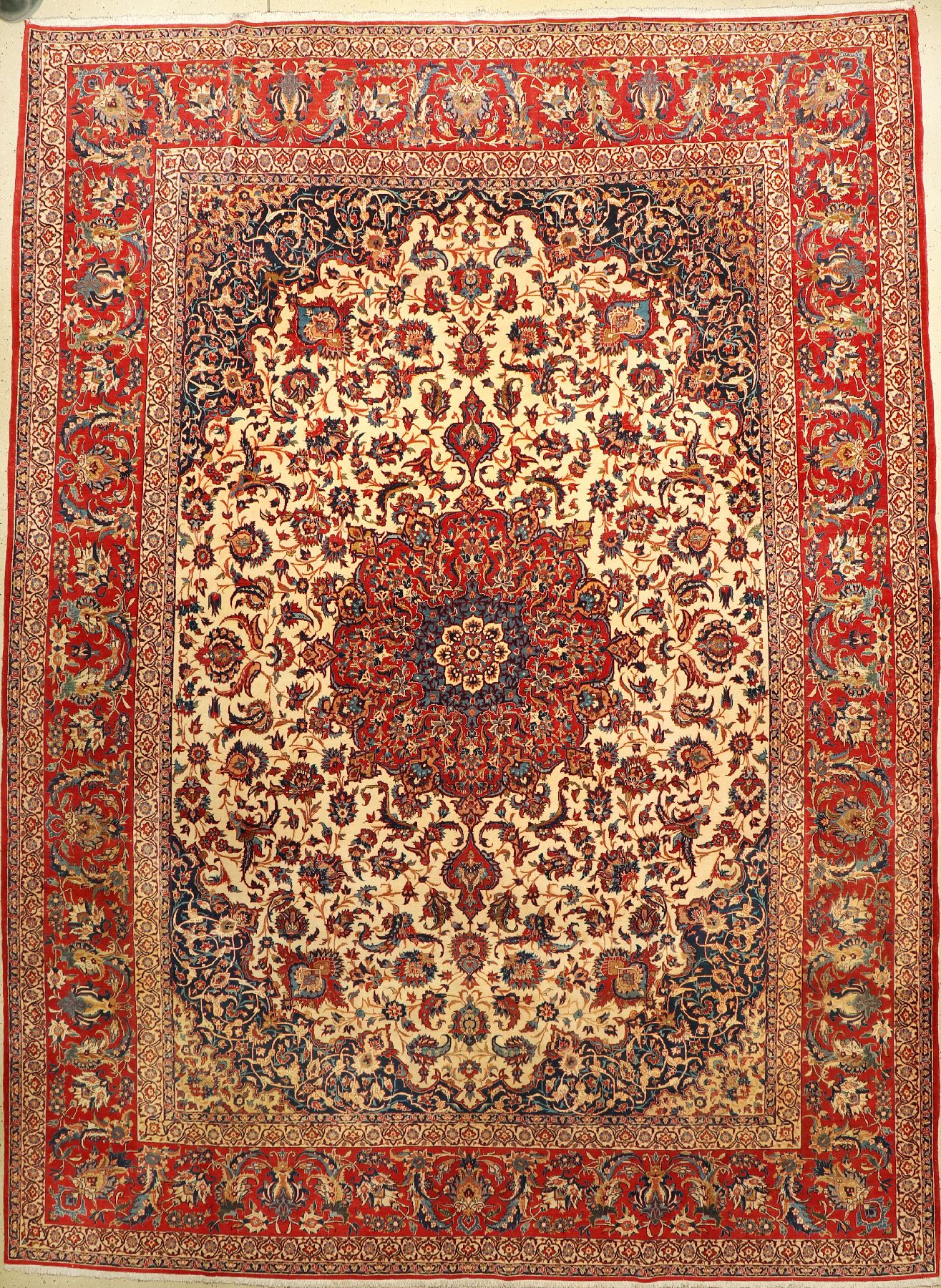 Esfahan alt, Persien, um 1940, Wolle auf Baumwolle, ca. 432 x 319 cm, EHZ: 2-3