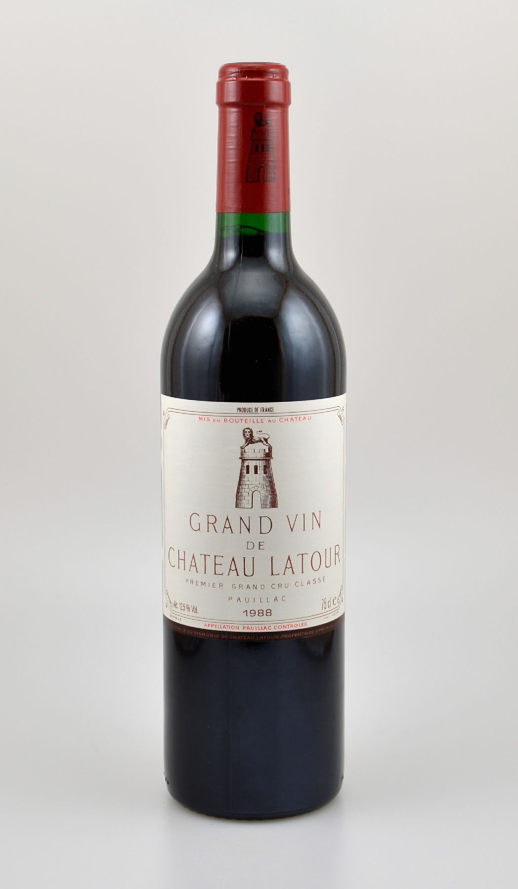 12 Flaschen 1988 Chateau Latour, Pauillac, Premier Grand Cru Classe, je 75 cl, 12,5 % Vol., Füllstände: je into neck, im orig. Papier eingewickelt, ...