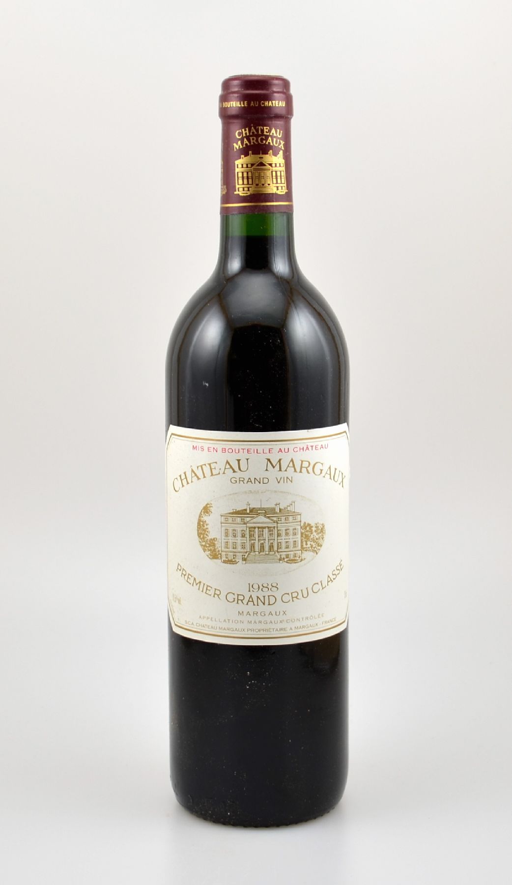 12 Flaschen 1988 Chateau Margaux, Margaux, Premier Grand Cru Classe, je 75 cl, 12,5 % Vol., Füllstände: je into neck, hervorragende ...