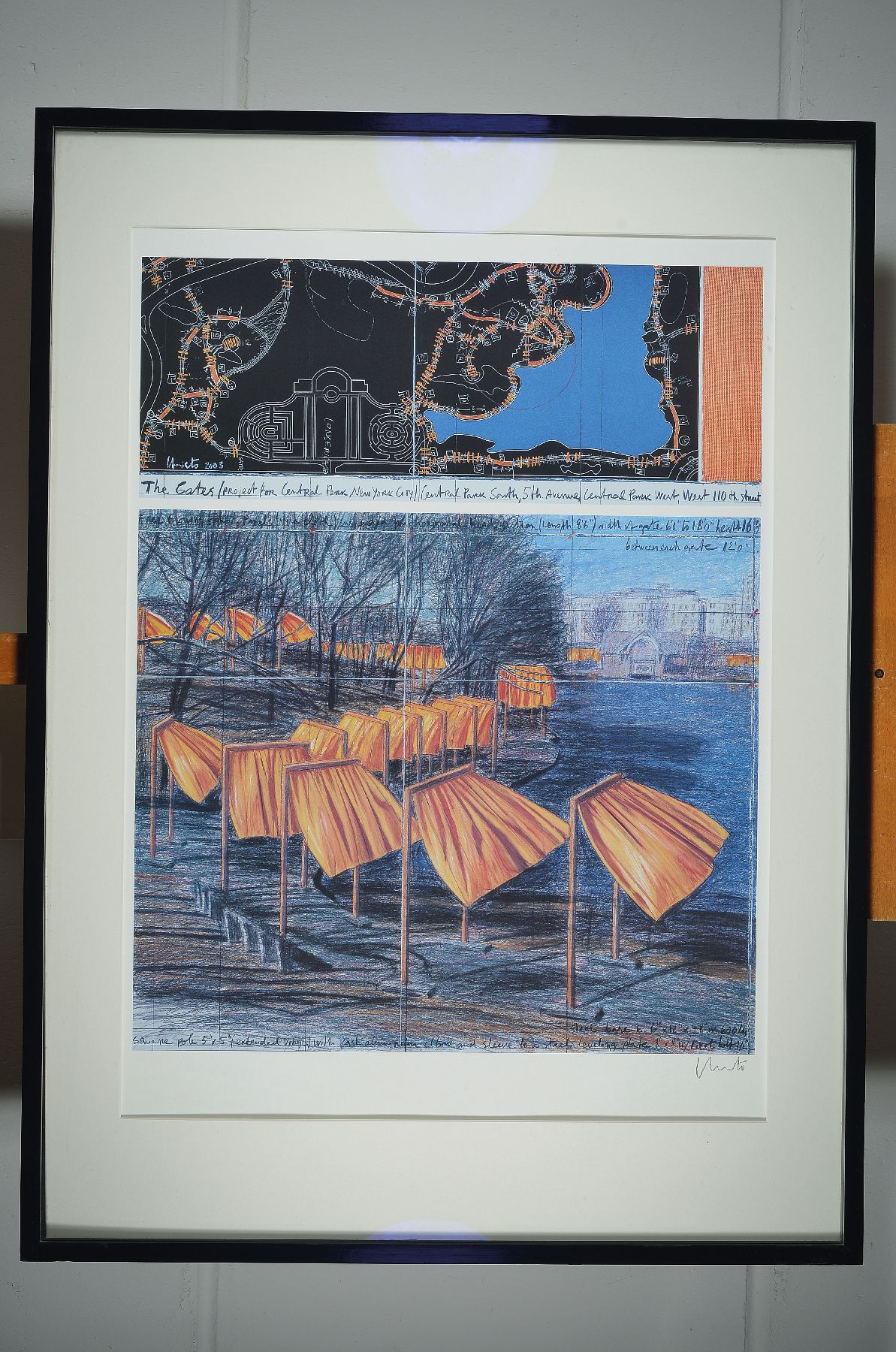 Detail a: Christo, geb. 1935, The Gates, Central Park New York, Farboffset, handsign. , unter Glas gerahmt, Motiv ca, 76x60 cm. gesamt ca. 114x83 cm, inkl. ...
