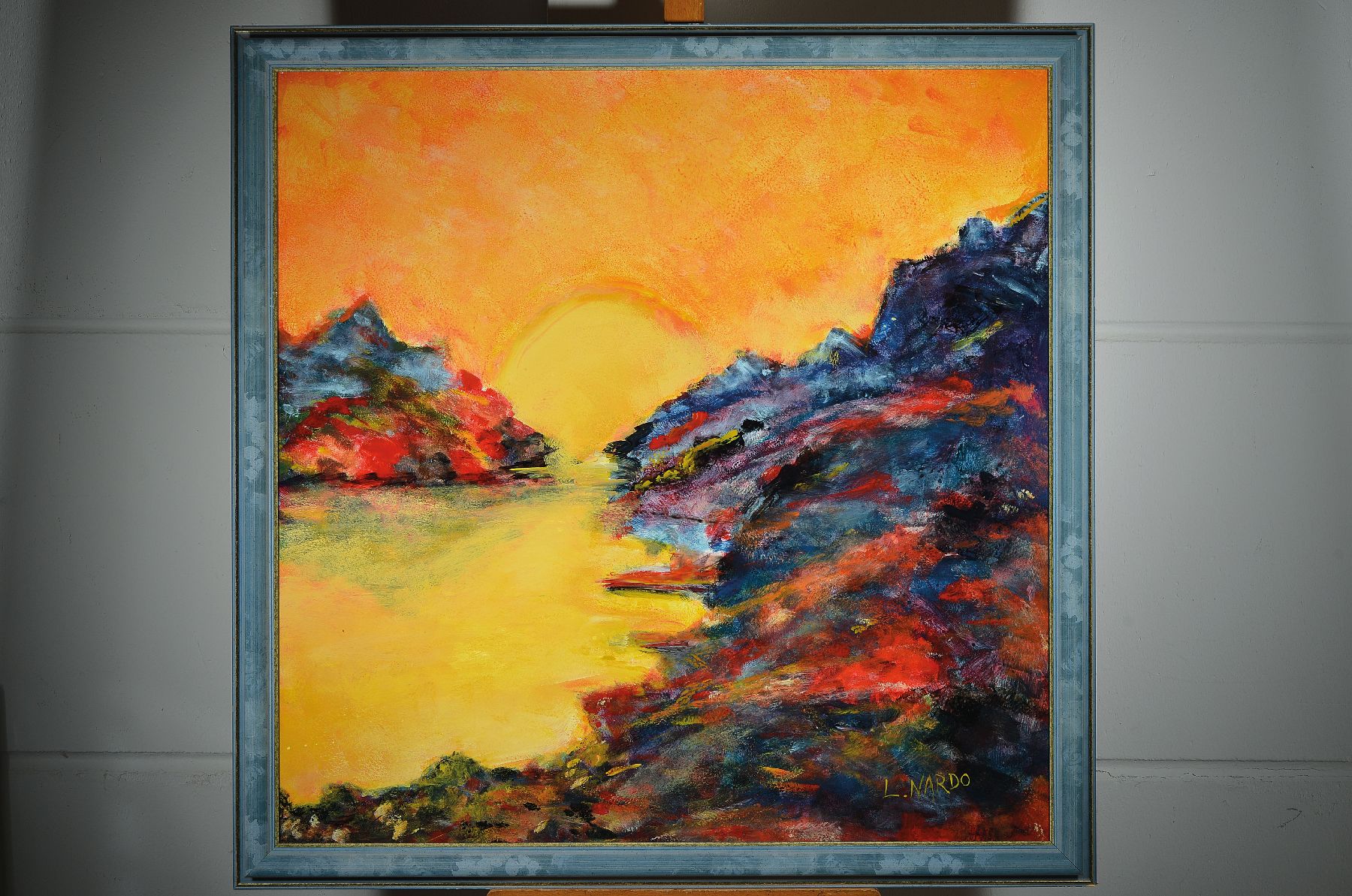 Detail a: Louis Nardo, 1946-2009, Sonnenaufgnag über einer Felsenküste, Acryl auf Hartfaser, signiert, ca. 100x100cm