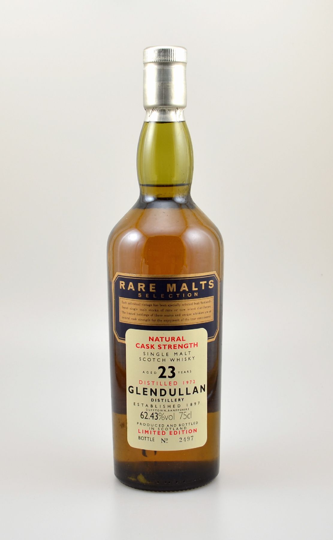 1 Flasche 1972 Single Malt Scotch Whisky, Rare Malts Selection, ca. 75 cl, 62,43 % Vol., distilled at Glendullan Distillery, 23 Years Old, im Jahr ...