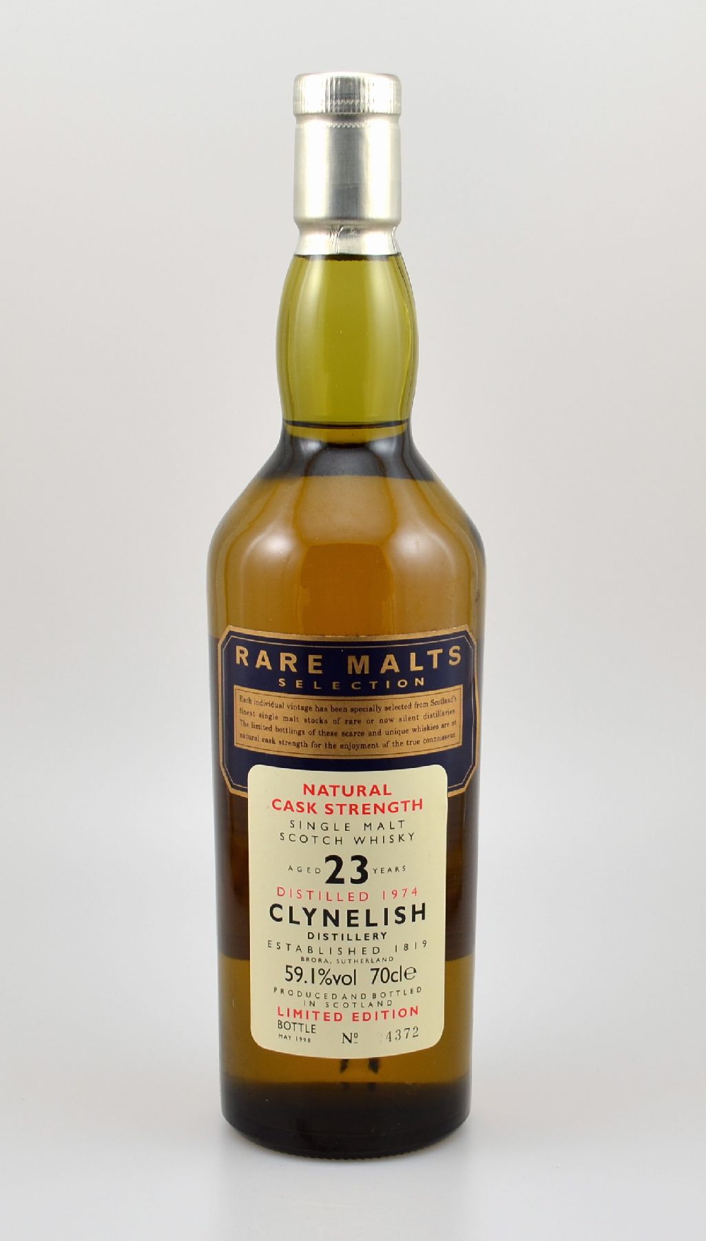 1 Flasche 1974 Single Malt Scotch Whisky, Rare Malts Selection, distilled at Clynelish Distillery, ca. 70 cl, 59,1 % Vol., 23 Years Old, im Jahr 1998 ...