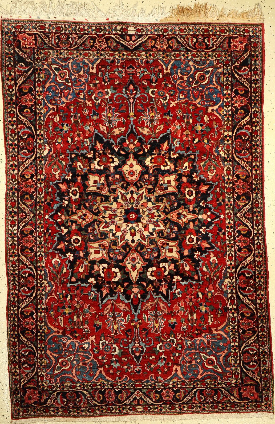 Bachtiar, Persien, um 1950/60, Wolle auf Baumwolle, ca. 219 x 145 cm, EHZ: 2-3