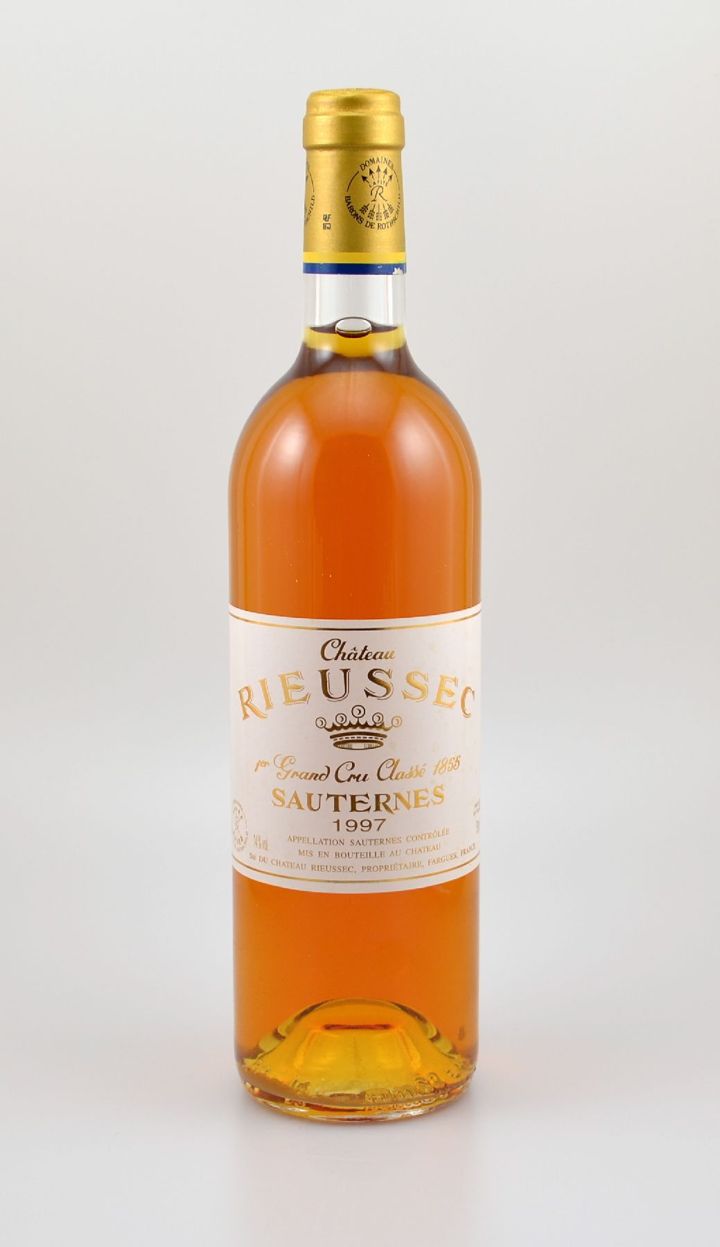 12 Flaschen 1997 Chateau Rieussec, Sauternes, 1er Grand Cru Classe, je ca. 75 cl, 14 % Vol., Füllstände: je ca. into neck, hervorragende ...
