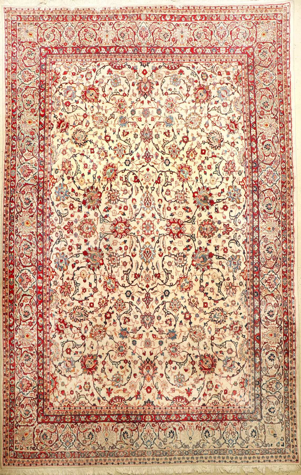Sarogh alt, Persien, ca. 50 Jahre, Wolle auf Baumwolle, ca. 440 x 280 cm, EHZ: 2-3 (eine Stelle verblaßt).