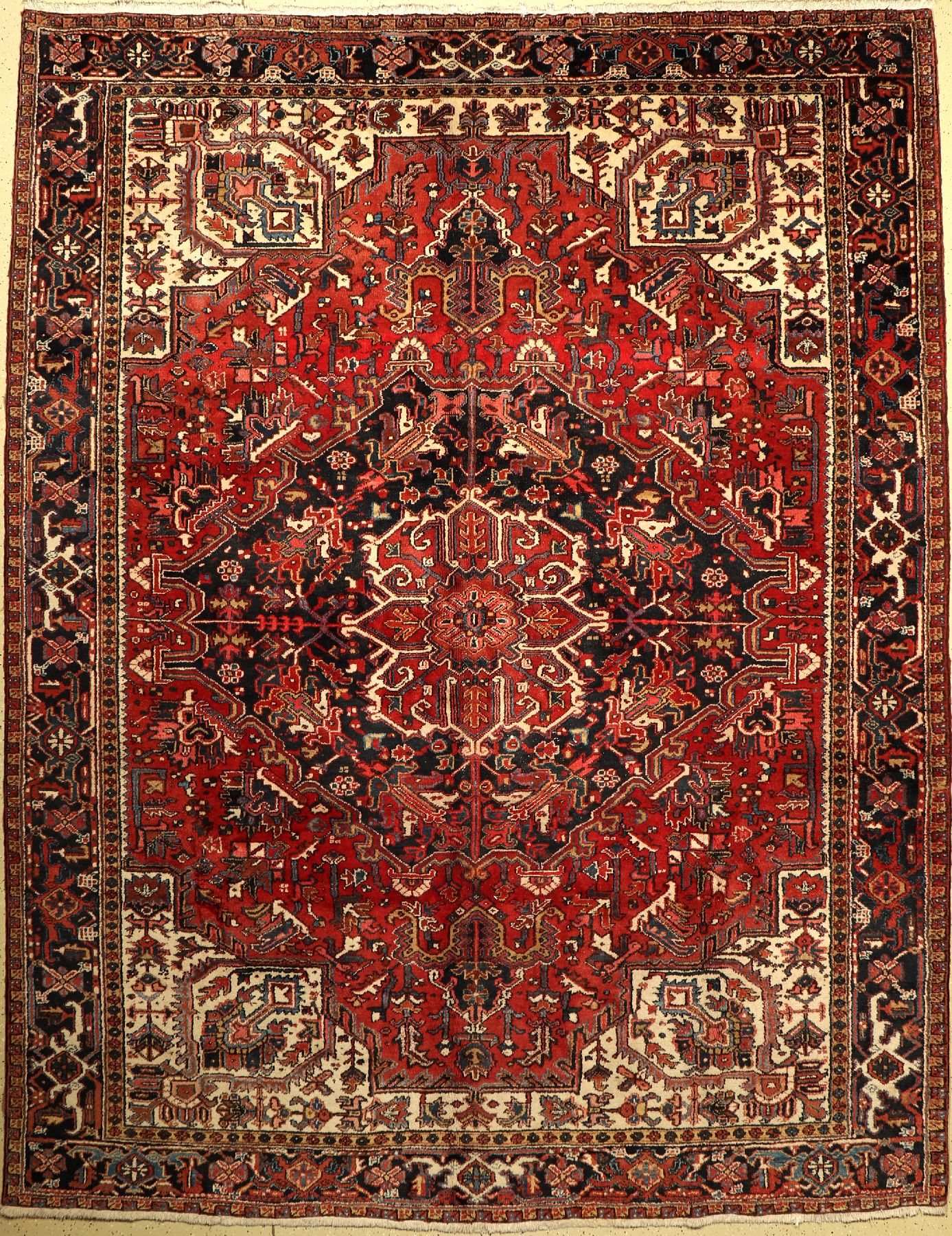 Heriz alt, Persien, ca. 50 Jahre, Wolle aufBaumwolle, ca. 381 x 296 cm, EHZ: 2-3